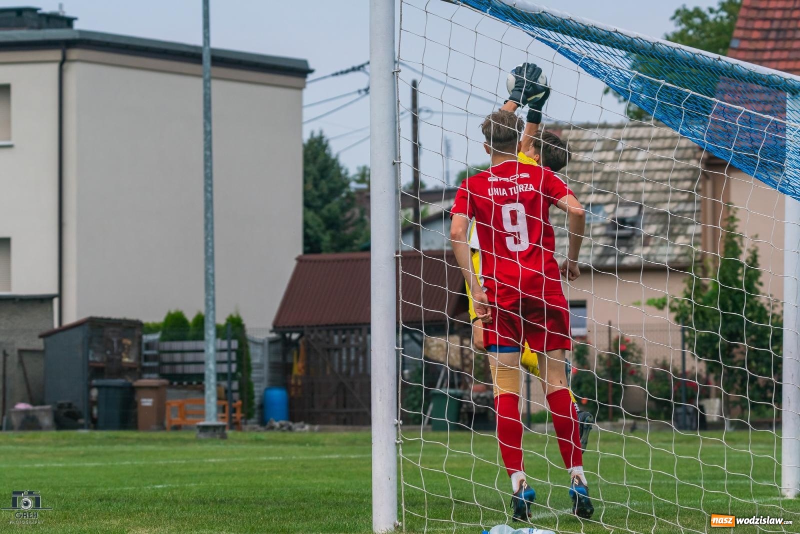 Zdjęcie w galerii na portalu naszwodzislaw.com: Puchar Polski. Do przerwy 0:0 a potem pogrom [FOTO] wiadomości z regionu