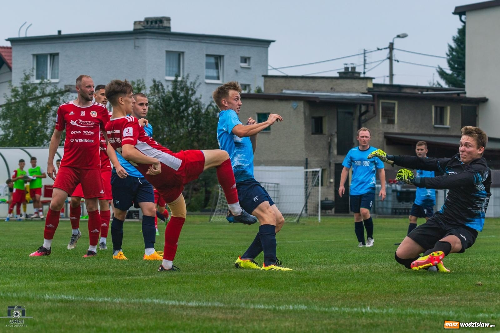 Zdjęcie w galerii na portalu naszwodzislaw.com: Puchar Polski. Do przerwy 0:0 a potem pogrom [FOTO] wiadomości z regionu