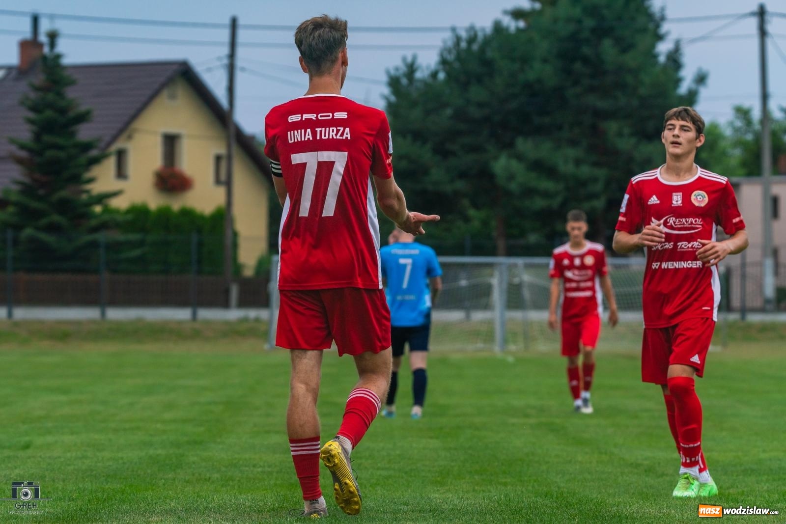 Zdjęcie w galerii na portalu naszwodzislaw.com: Puchar Polski. Do przerwy 0:0 a potem pogrom [FOTO] wiadomości z regionu