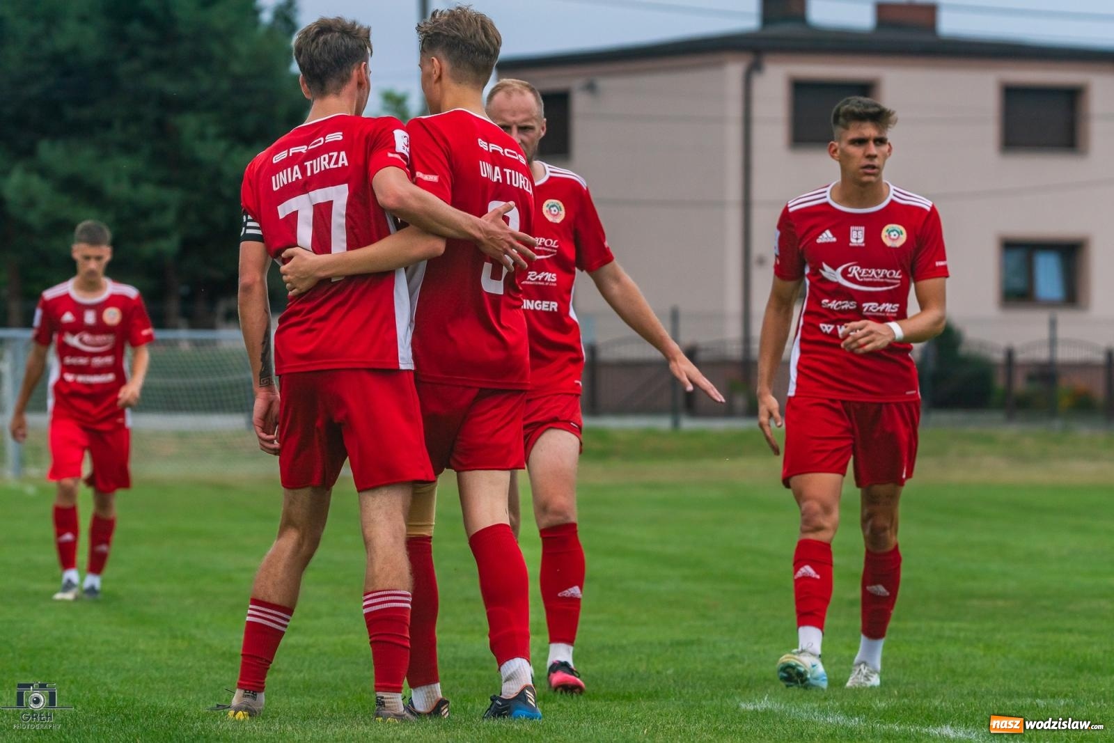 Zdjęcie w galerii na portalu naszwodzislaw.com: Puchar Polski. Do przerwy 0:0 a potem pogrom [FOTO] wiadomości z regionu