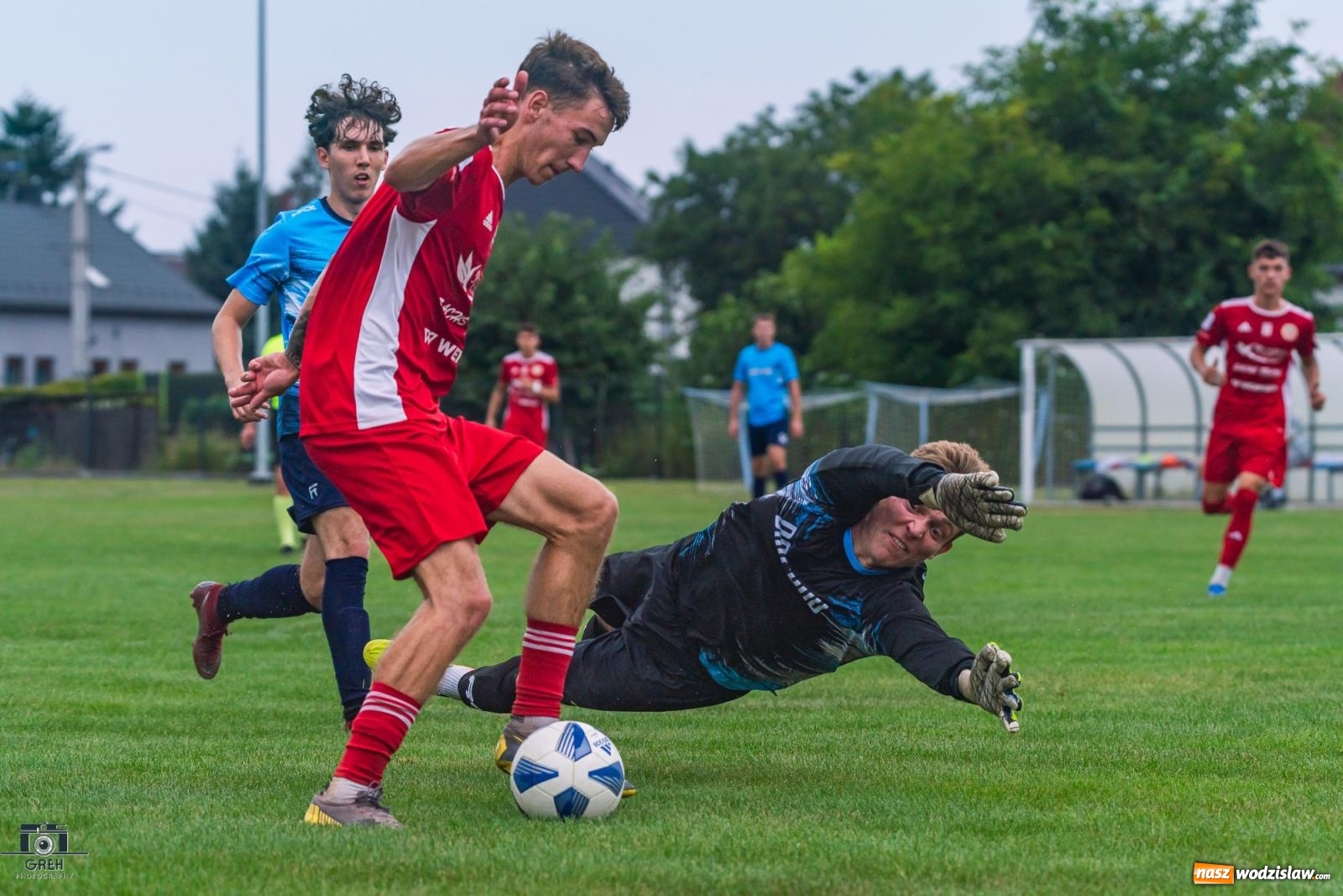 Zdjęcie w galerii na portalu naszwodzislaw.com: Puchar Polski. Do przerwy 0:0 a potem pogrom [FOTO] wiadomości z regionu