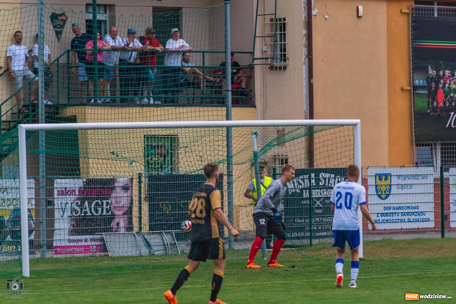 Zdjęcie w galerii na portalu naszwodzislaw.com: Wawrzyczny show w Gorzycach. Unia znów bez punktów [FOTO] wiadomości z regionu