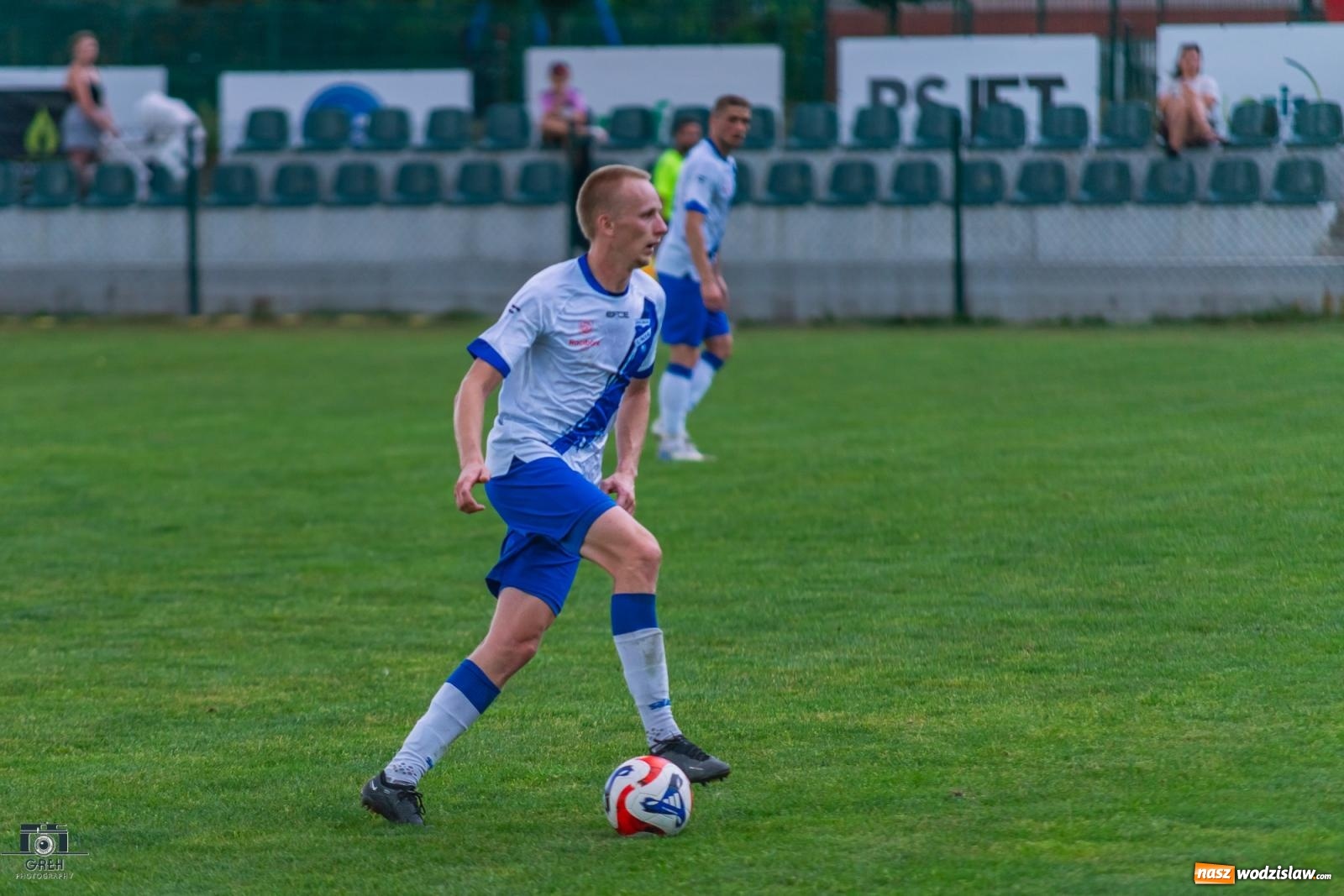 Zdjęcie w galerii na portalu naszwodzislaw.com: Wawrzyczny show w Gorzycach. Unia znów bez punktów [FOTO] wiadomości z regionu