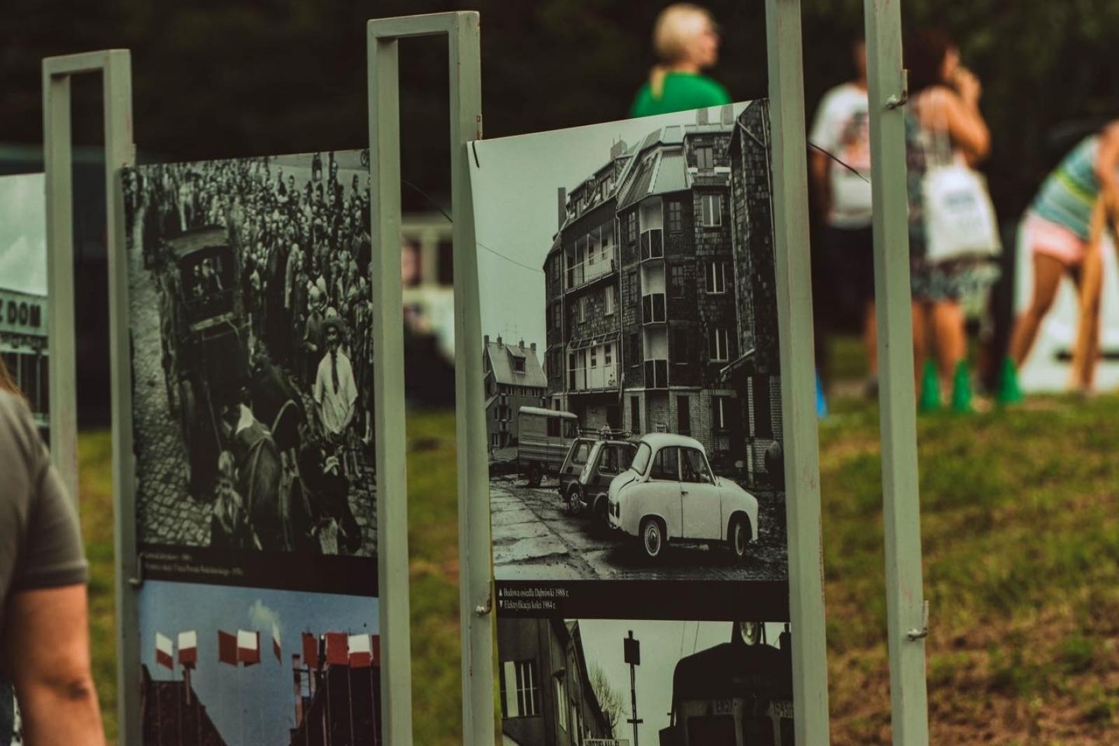 Zdjęcie w galerii na portalu naszwodzislaw.com: To była klimatyczna sobota na Trzech Wzgórzach [FOTO] wiadomości z regionu