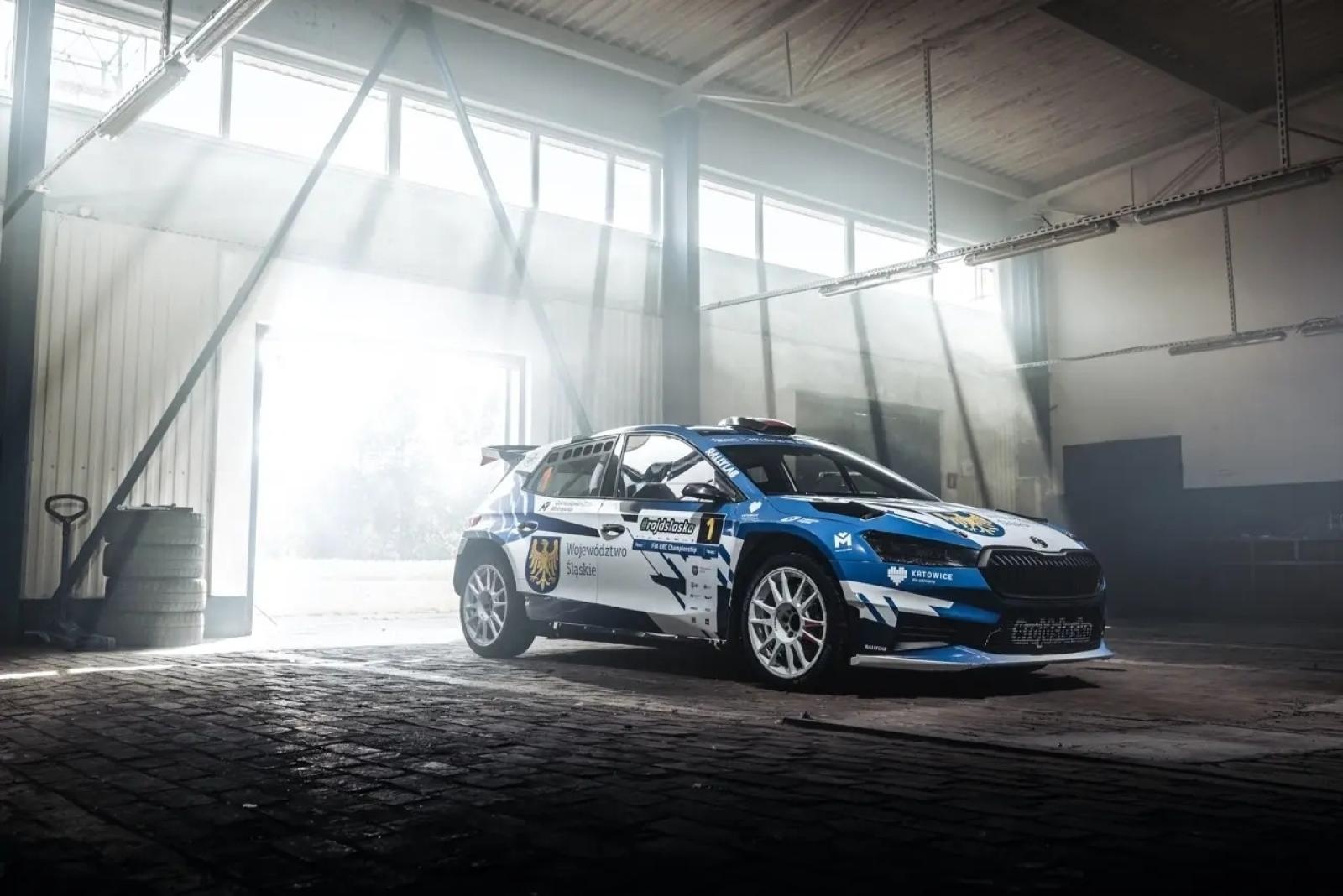 Zdjęcie w galerii na portalu naszwodzislaw.com: Rajd Śląska. Najlepsze załogi Europy zmierzą się w Jastrzębiu-Zdroju wiadomości z regionu