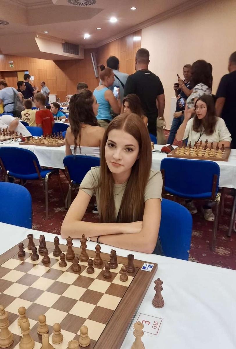 Zdjęcie w galerii na portalu naszwodzislaw.com: Szachistka z Rydułtów z medalami mistrzostw Europy wiadomości z regionu