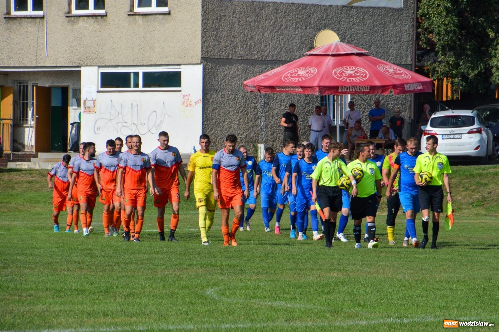 Zdjęcie w galerii na portalu naszwodzislaw.com: B-klasowa egzekucja w Brzeziu [FOTO] wiadomości z regionu