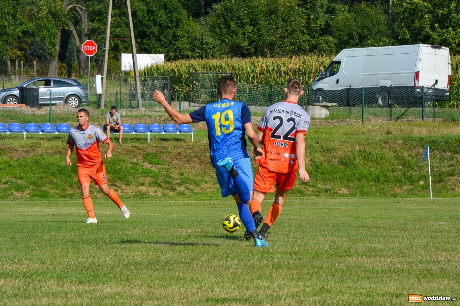 Zdjęcie w galerii na portalu naszwodzislaw.com: B-klasowa egzekucja w Brzeziu [FOTO] wiadomości z regionu