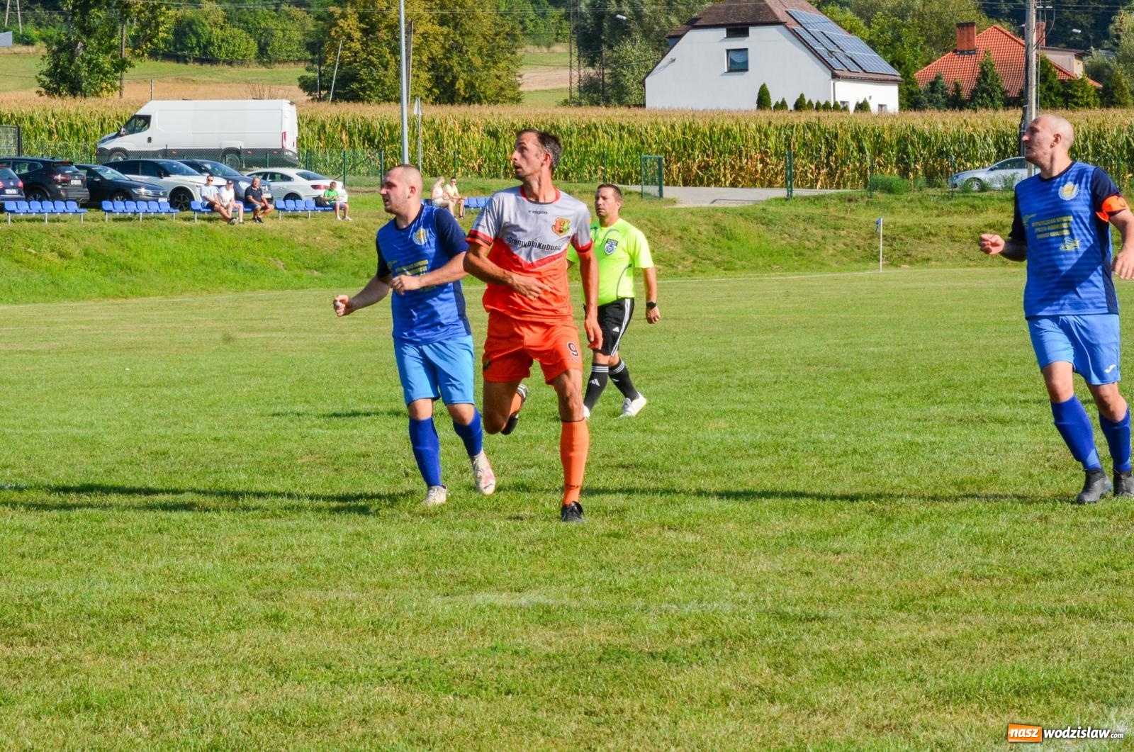 Zdjęcie w galerii na portalu naszwodzislaw.com: B-klasowa egzekucja w Brzeziu [FOTO] wiadomości z regionu