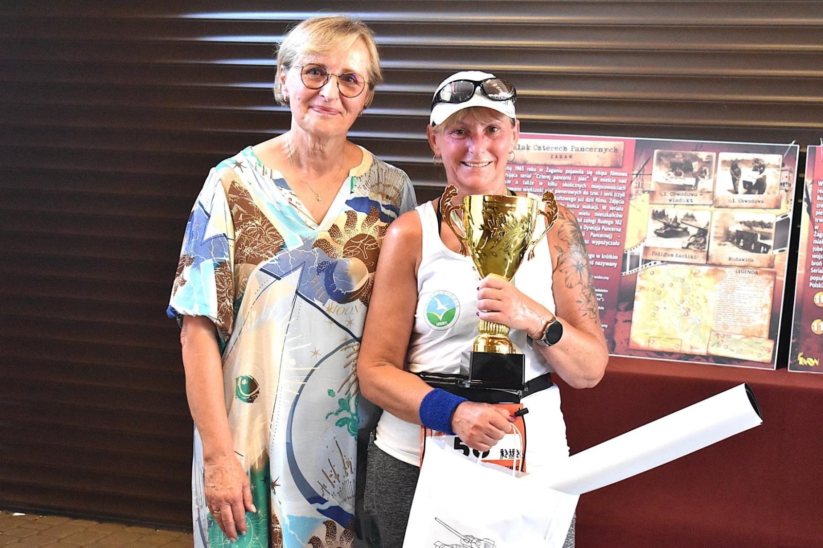 Zdjęcie w galerii na portalu naszwodzislaw.com: Tłumy na pierwszym plenerze filmowym z Franciszkiem Pieczką [FOTO] wiadomości z regionu