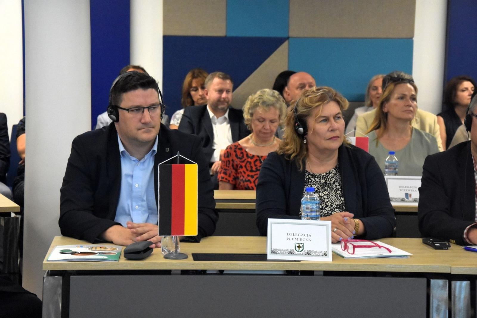 Zdjęcie w galerii na portalu naszwodzislaw.com: O szkolnictwie zawodowym i rynku pracy w międzynarodowym gronie [FOTO] wiadomości z regionu