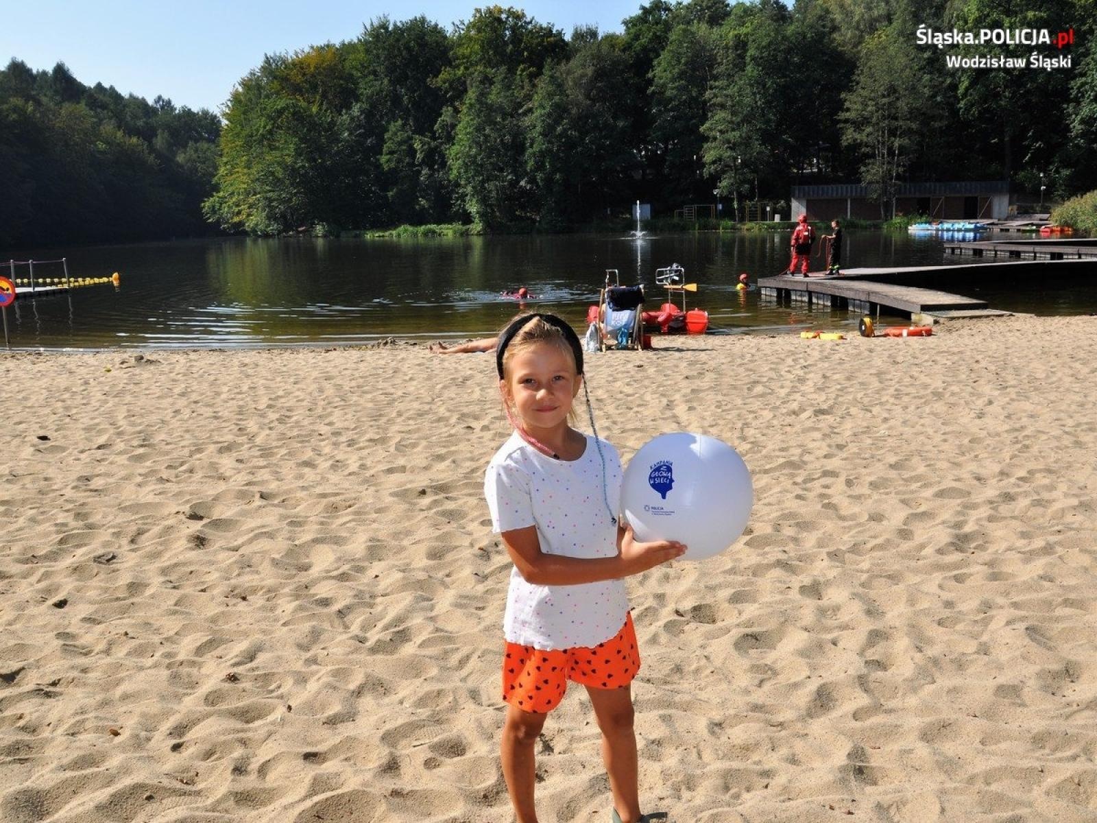 Zdjęcie w galerii na portalu naszwodzislaw.com: Wspólne działania służb na wodzisławskim Balatonie [FOTO] wiadomości z regionu