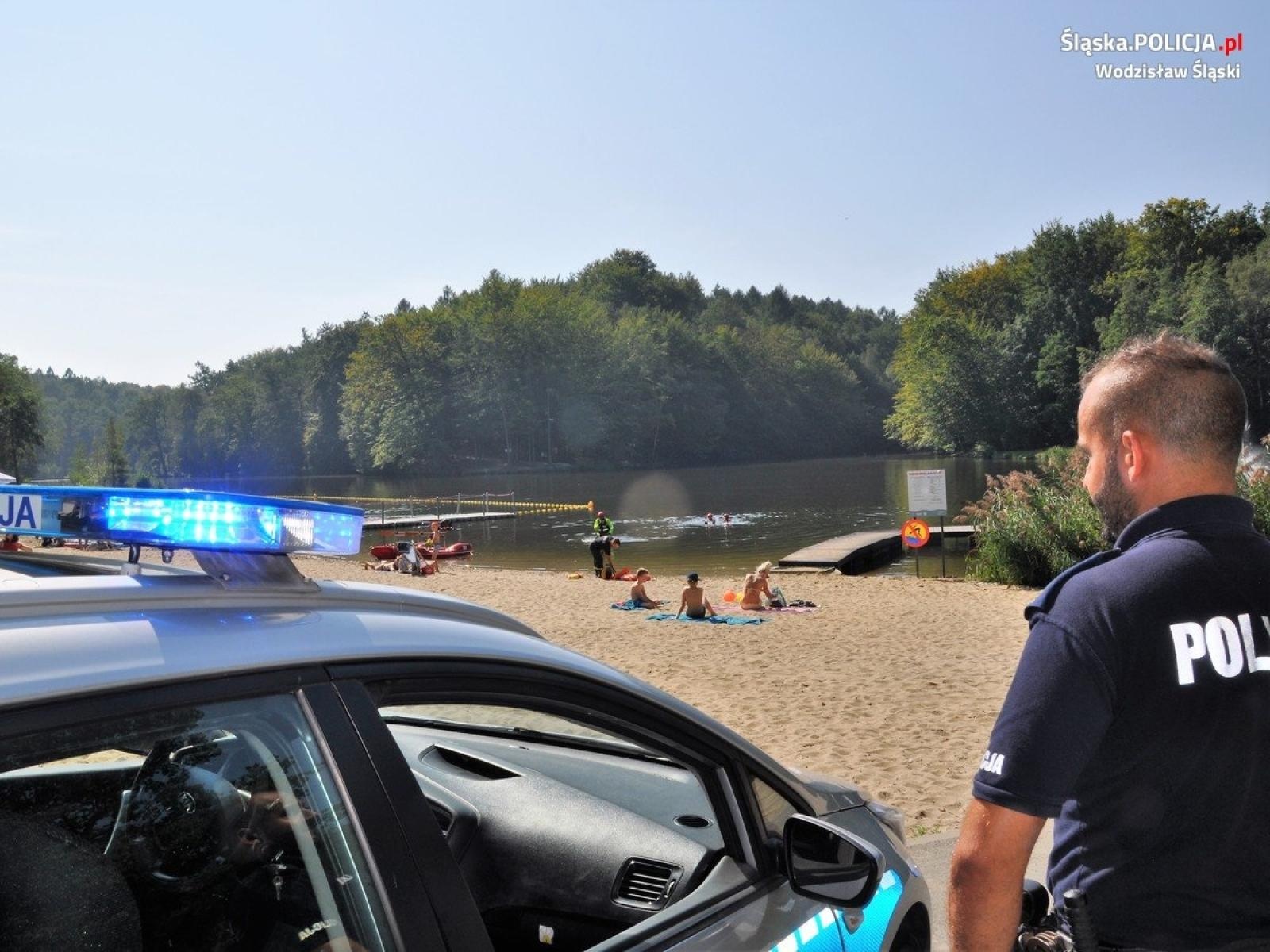 Zdjęcie w galerii na portalu naszwodzislaw.com: Wspólne działania służb na wodzisławskim Balatonie [FOTO] wiadomości z regionu
