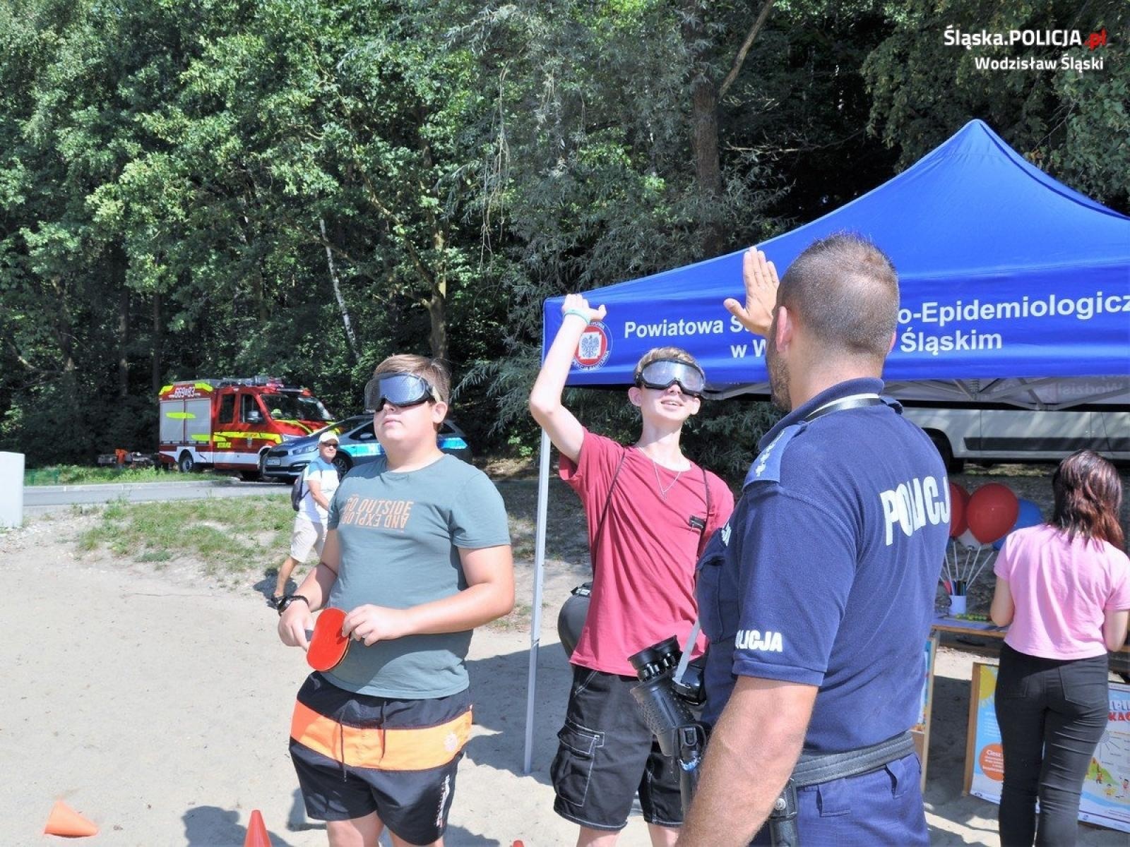 Zdjęcie w galerii na portalu naszwodzislaw.com: Wspólne działania służb na wodzisławskim Balatonie [FOTO] wiadomości z regionu