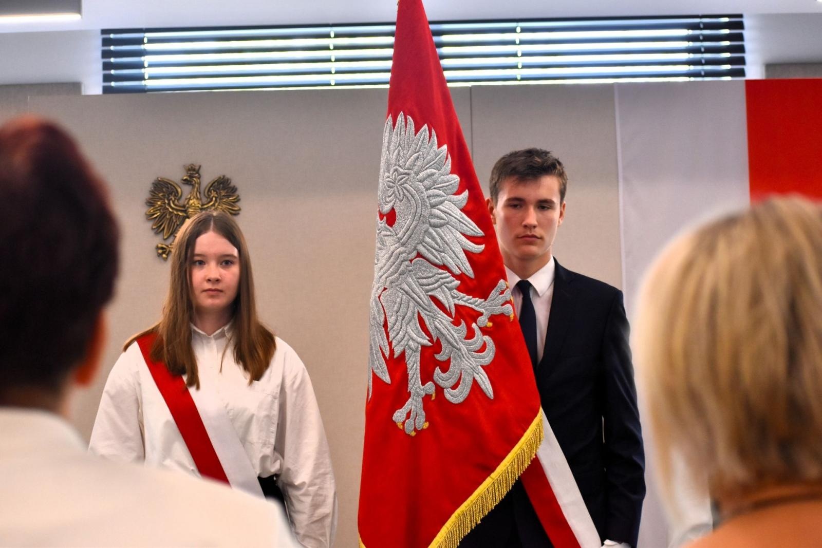 Zdjęcie w galerii na portalu naszwodzislaw.com: Nowi dyrektorzy i awanse. Powiatowa inauguracja roku szkolnego [FOTO] wiadomości z regionu