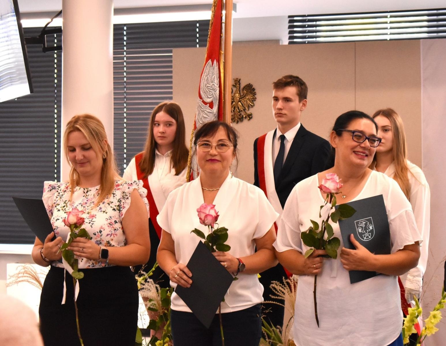 Zdjęcie w galerii na portalu naszwodzislaw.com: Nowi dyrektorzy i awanse. Powiatowa inauguracja roku szkolnego [FOTO] wiadomości z regionu