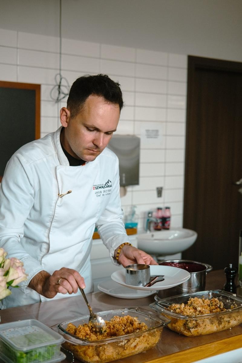 Zdjęcie w galerii na portalu naszwodzislaw.com: RÓŻnorodność smaków. Warsztaty kulinarne z WCK [FOTO] wiadomości z regionu