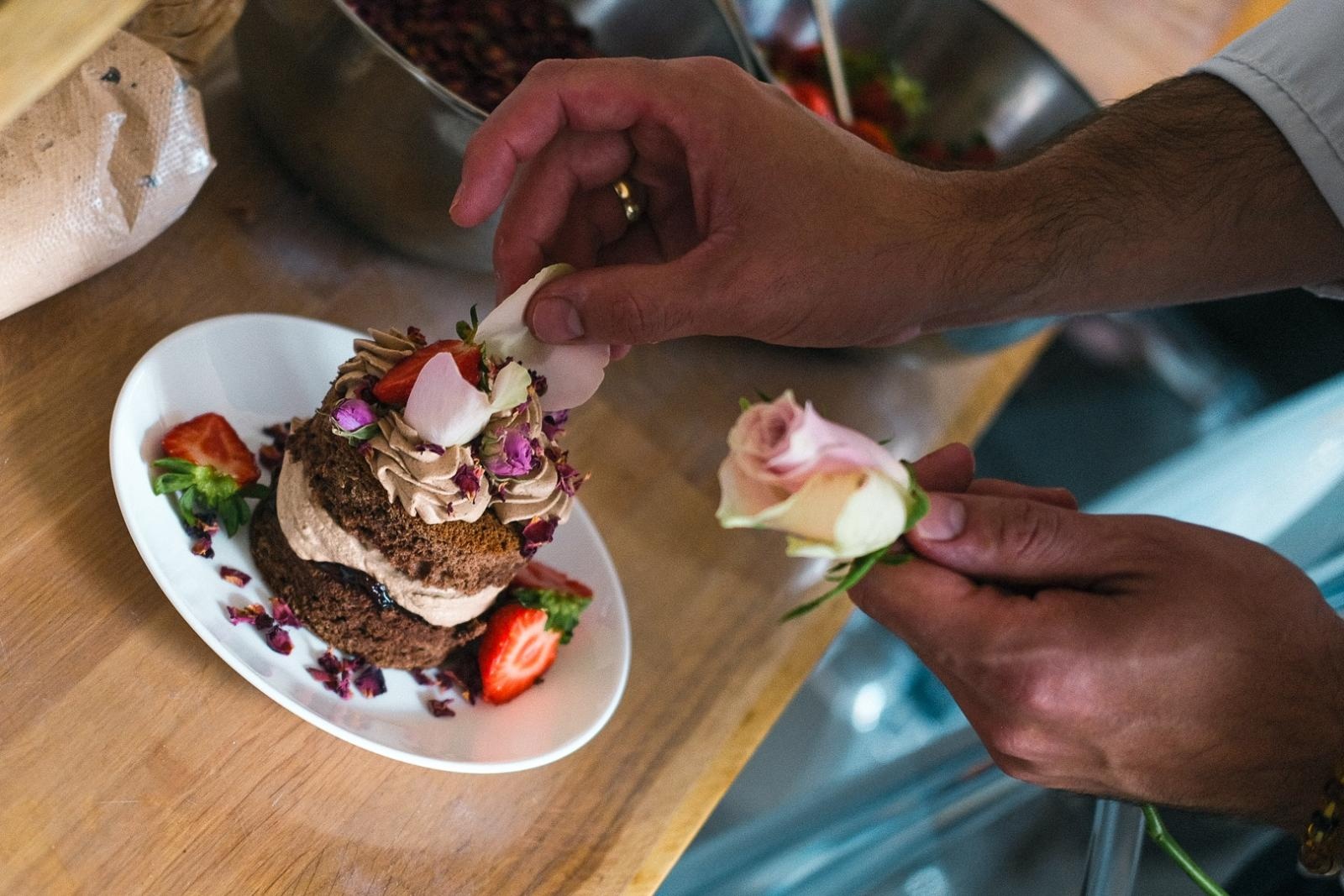 Zdjęcie w galerii na portalu naszwodzislaw.com: RÓŻnorodność smaków. Warsztaty kulinarne z WCK [FOTO] wiadomości z regionu