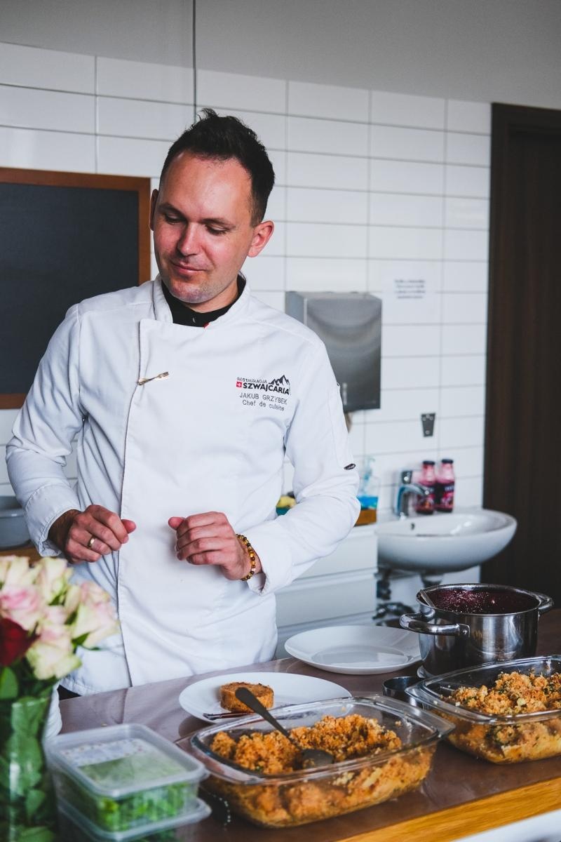 Zdjęcie w galerii na portalu naszwodzislaw.com: RÓŻnorodność smaków. Warsztaty kulinarne z WCK [FOTO] wiadomości z regionu