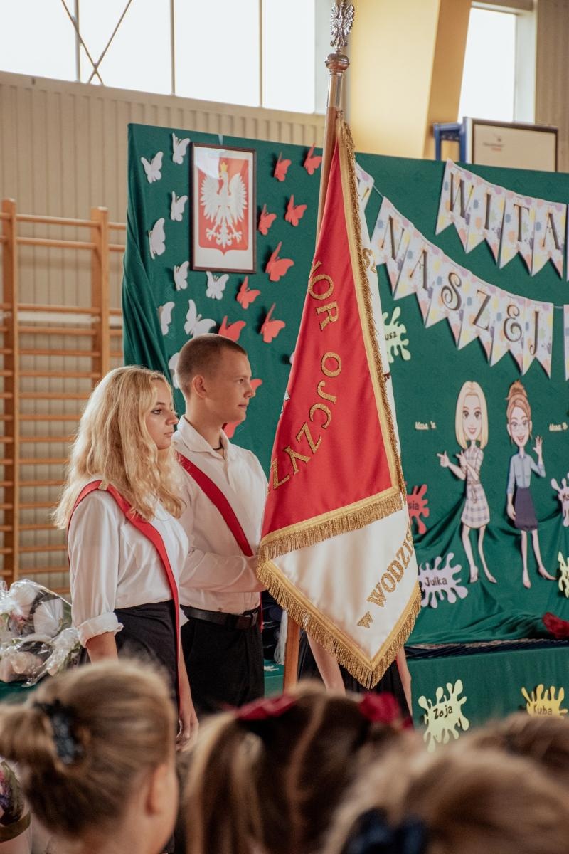 Zdjęcie w galerii na portalu naszwodzislaw.com: Wakacji nadszedł kres. W Wodzisławiu Śląskim zainaugurowano nowy rok szkolny [FOTO] wiadomości z regionu