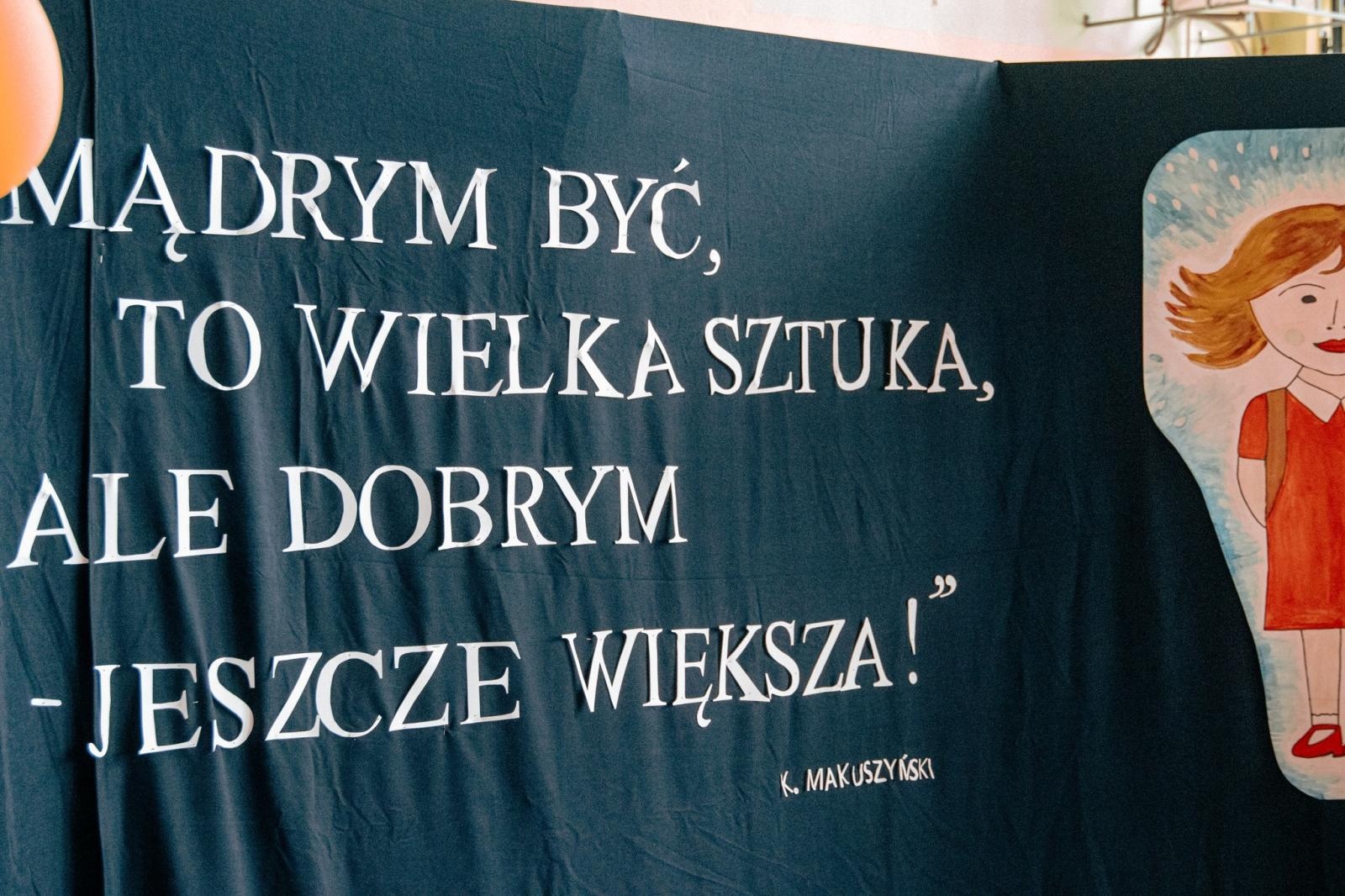 Zdjęcie w galerii na portalu naszwodzislaw.com: Wakacji nadszedł kres. W Wodzisławiu Śląskim zainaugurowano nowy rok szkolny [FOTO] wiadomości z regionu