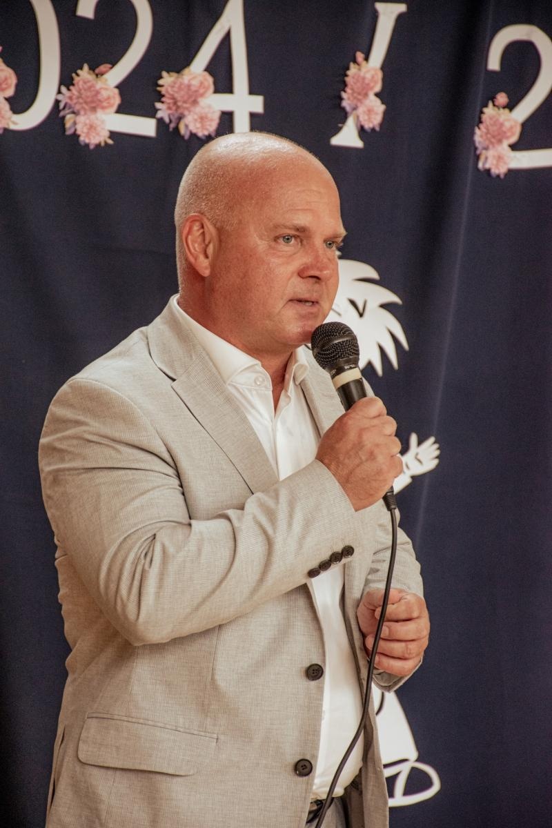 Zdjęcie w galerii na portalu naszwodzislaw.com: Wakacji nadszedł kres. W Wodzisławiu Śląskim zainaugurowano nowy rok szkolny [FOTO] wiadomości z regionu