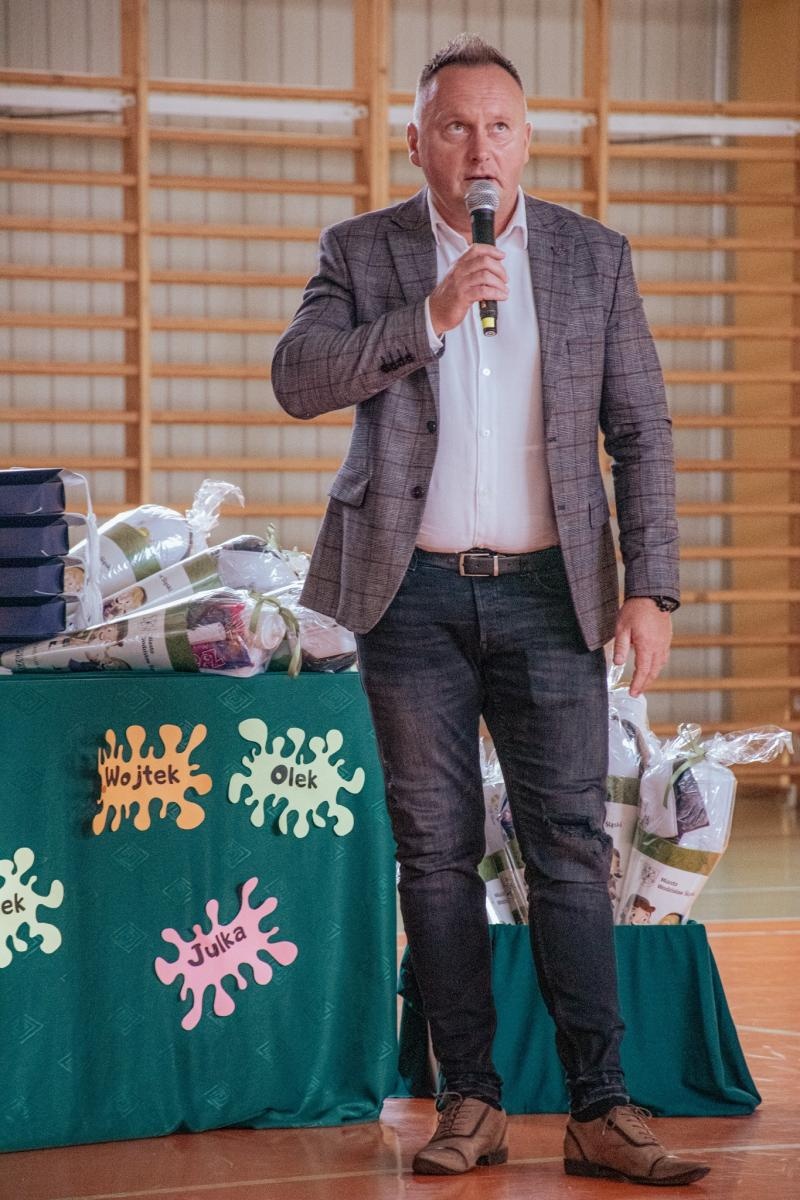 Zdjęcie w galerii na portalu naszwodzislaw.com: Wakacji nadszedł kres. W Wodzisławiu Śląskim zainaugurowano nowy rok szkolny [FOTO] wiadomości z regionu