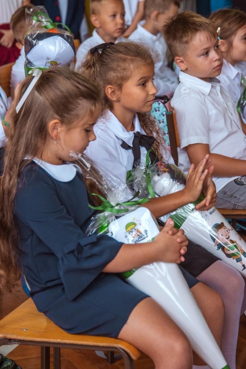 Zdjęcie w galerii na portalu naszwodzislaw.com: Wakacji nadszedł kres. W Wodzisławiu Śląskim zainaugurowano nowy rok szkolny [FOTO] wiadomości z regionu