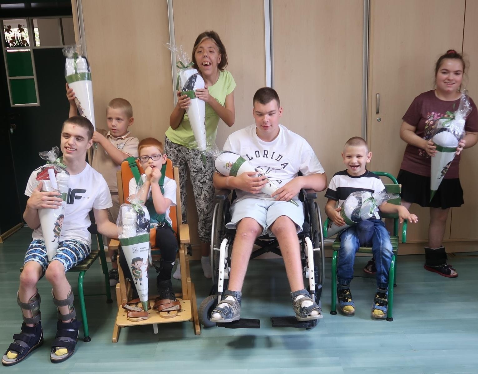 Zdjęcie w galerii na portalu naszwodzislaw.com: Wakacji nadszedł kres. W Wodzisławiu Śląskim zainaugurowano nowy rok szkolny [FOTO] wiadomości z regionu