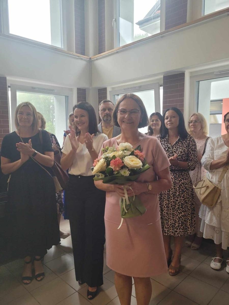 Zdjęcie w galerii na portalu naszwodzislaw.com: Nowy rok szkolny dla ponad tysiąca uczniów i przedszkolaków w Gminie Mszana wiadomości z regionu