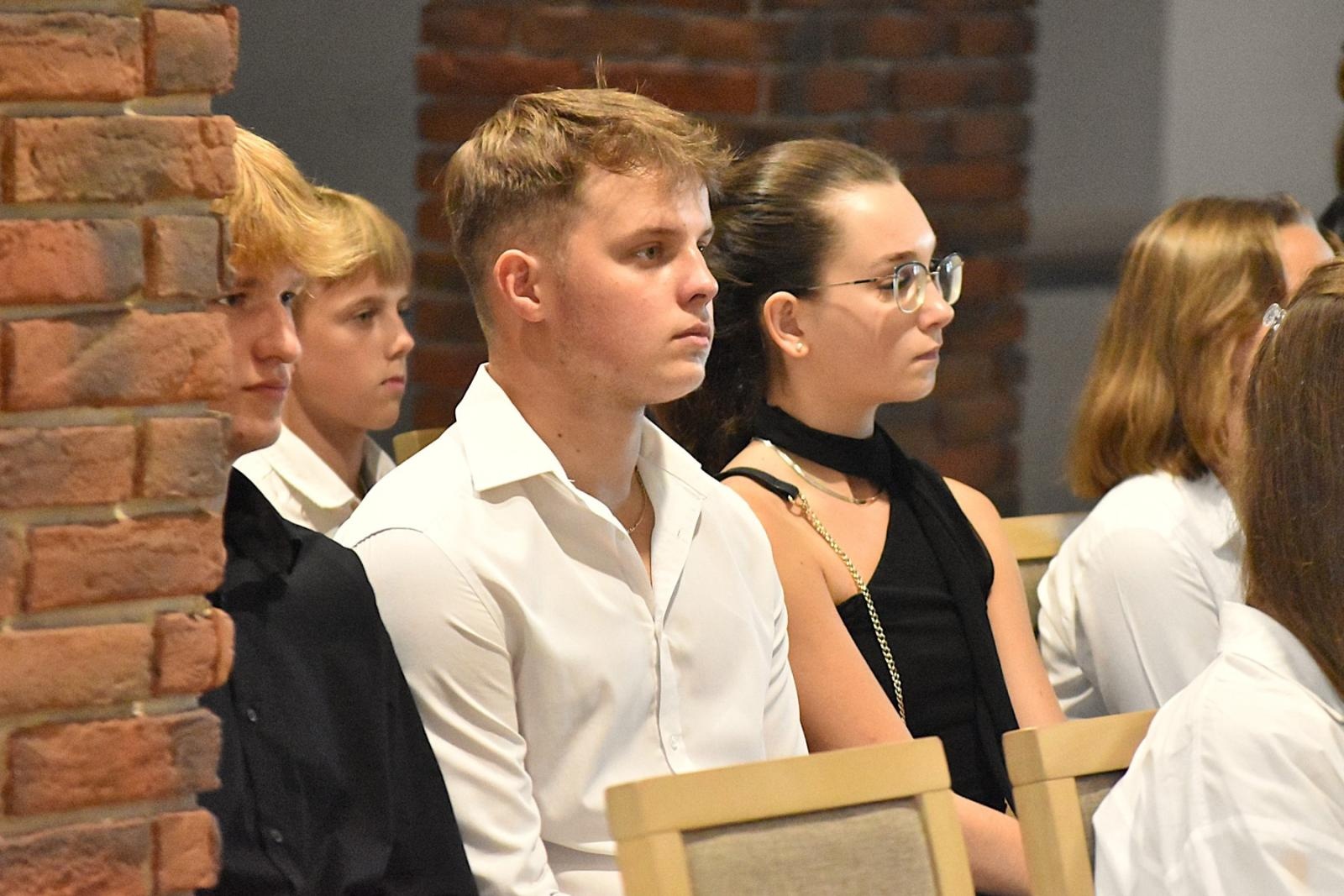 Zdjęcie w galerii na portalu naszwodzislaw.com: Poznajcie najlepszych uczniów i sportowców w Gminie Godów [FOTO] wiadomości z regionu