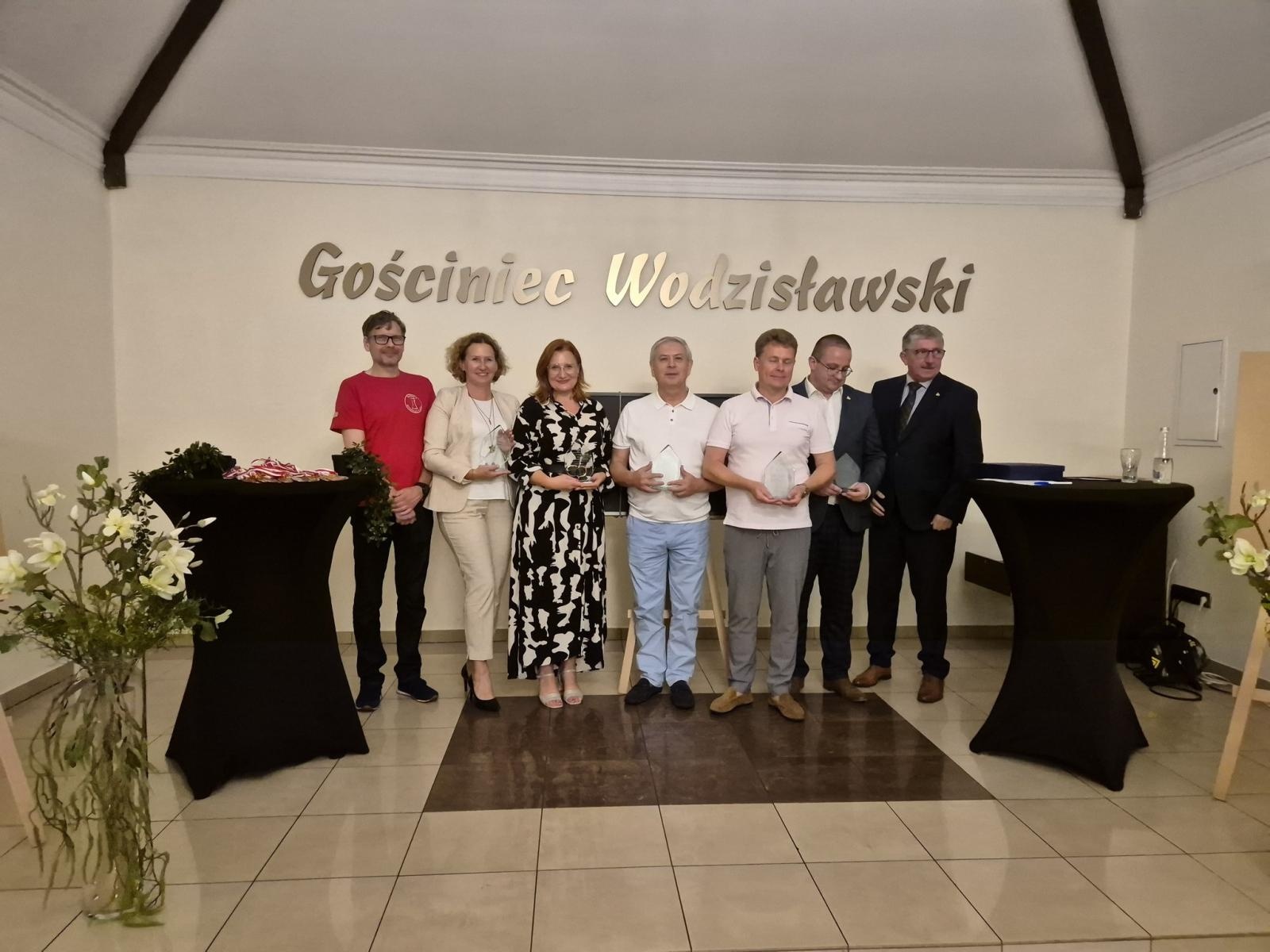 Zdjęcie w galerii na portalu naszwodzislaw.com: Turniej szachowy na X-lecie UKS Baszta [FOTO] wiadomości z regionu