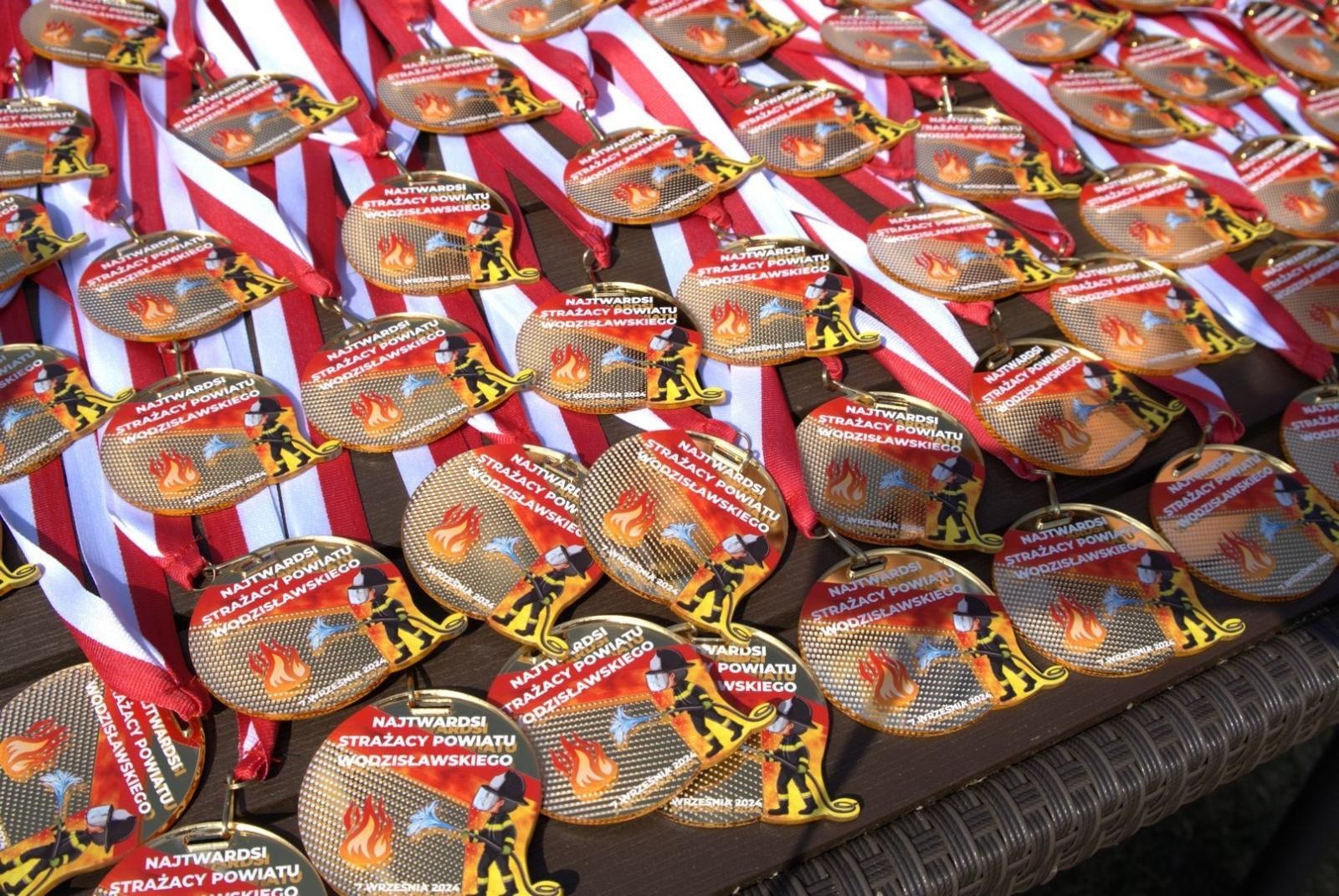 Zdjęcie w galerii na portalu naszwodzislaw.com: Strażacka walka o tytuł najtwardszych w powiecie wodzisławskim [FOTO] wiadomości z regionu