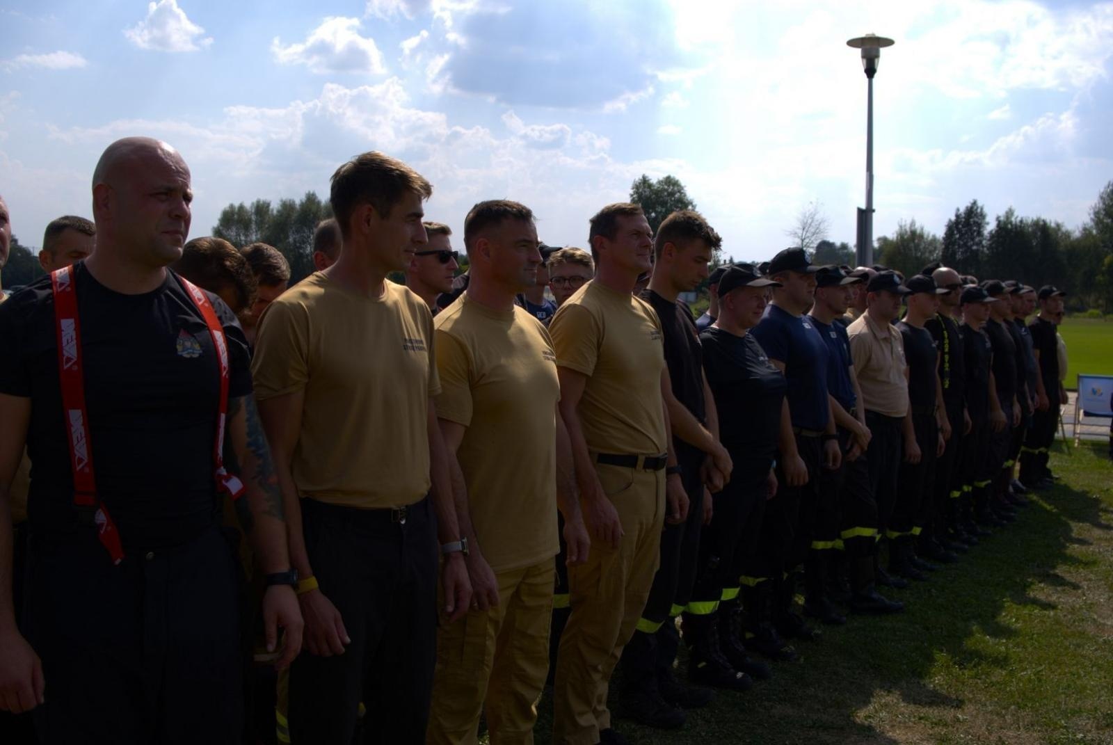 Zdjęcie w galerii na portalu naszwodzislaw.com: Strażacka walka o tytuł najtwardszych w powiecie wodzisławskim [FOTO] wiadomości z regionu