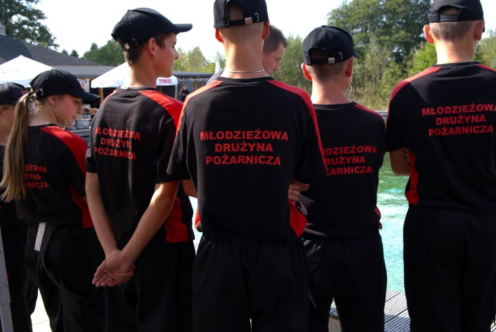 Zdjęcie w galerii na portalu naszwodzislaw.com: Strażacka walka o tytuł najtwardszych w powiecie wodzisławskim [FOTO] wiadomości z regionu