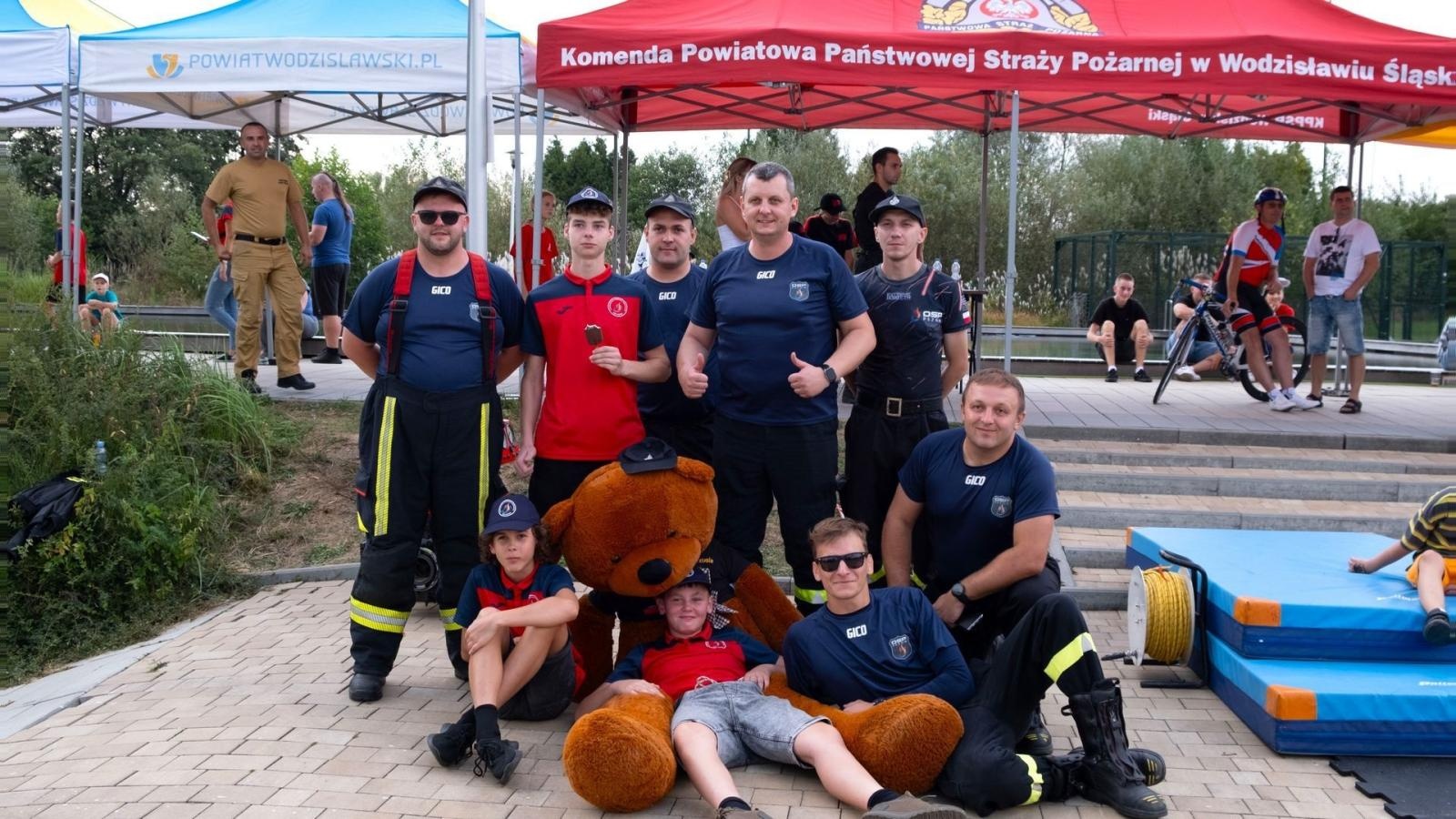 Zdjęcie w galerii na portalu naszwodzislaw.com: Strażacka walka o tytuł najtwardszych w powiecie wodzisławskim [FOTO] wiadomości z regionu