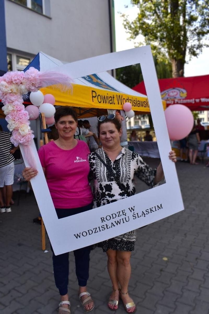 Zdjęcie w galerii na portalu naszwodzislaw.com: Tłumy na dniu otwartym Wodzisławskiej Porodówki [FOTO] wiadomości z regionu