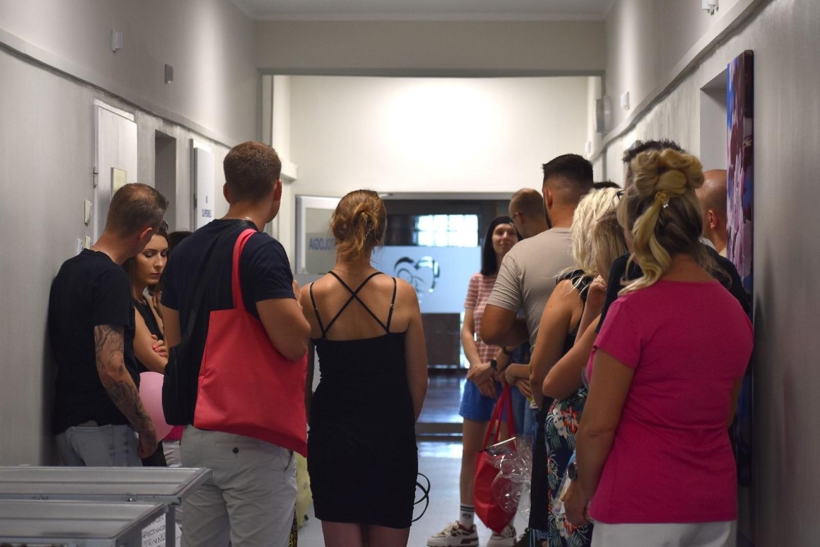 Zdjęcie w galerii na portalu naszwodzislaw.com: Tłumy na dniu otwartym Wodzisławskiej Porodówki [FOTO] wiadomości z regionu