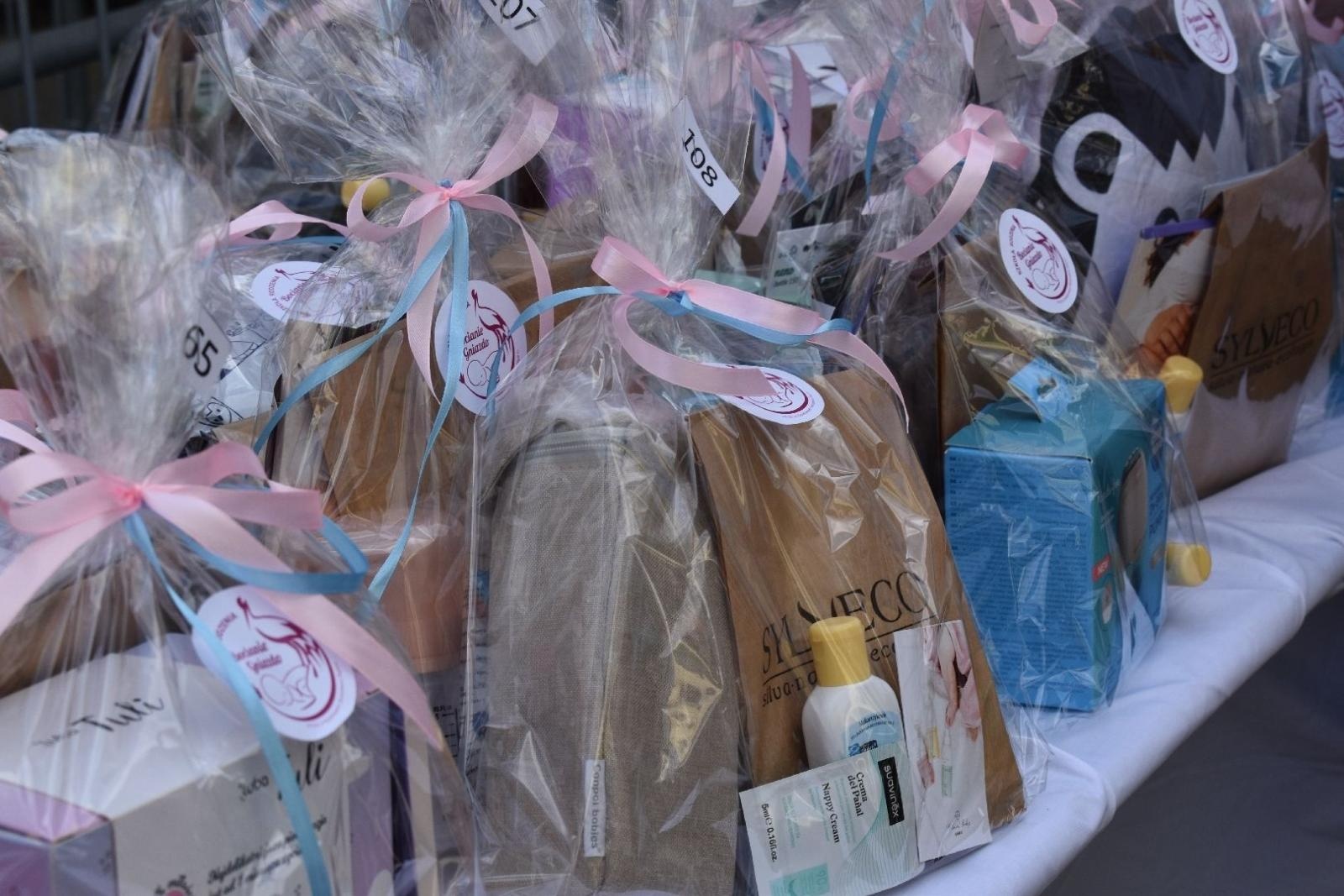 Zdjęcie w galerii na portalu naszwodzislaw.com: Tłumy na dniu otwartym Wodzisławskiej Porodówki [FOTO] wiadomości z regionu