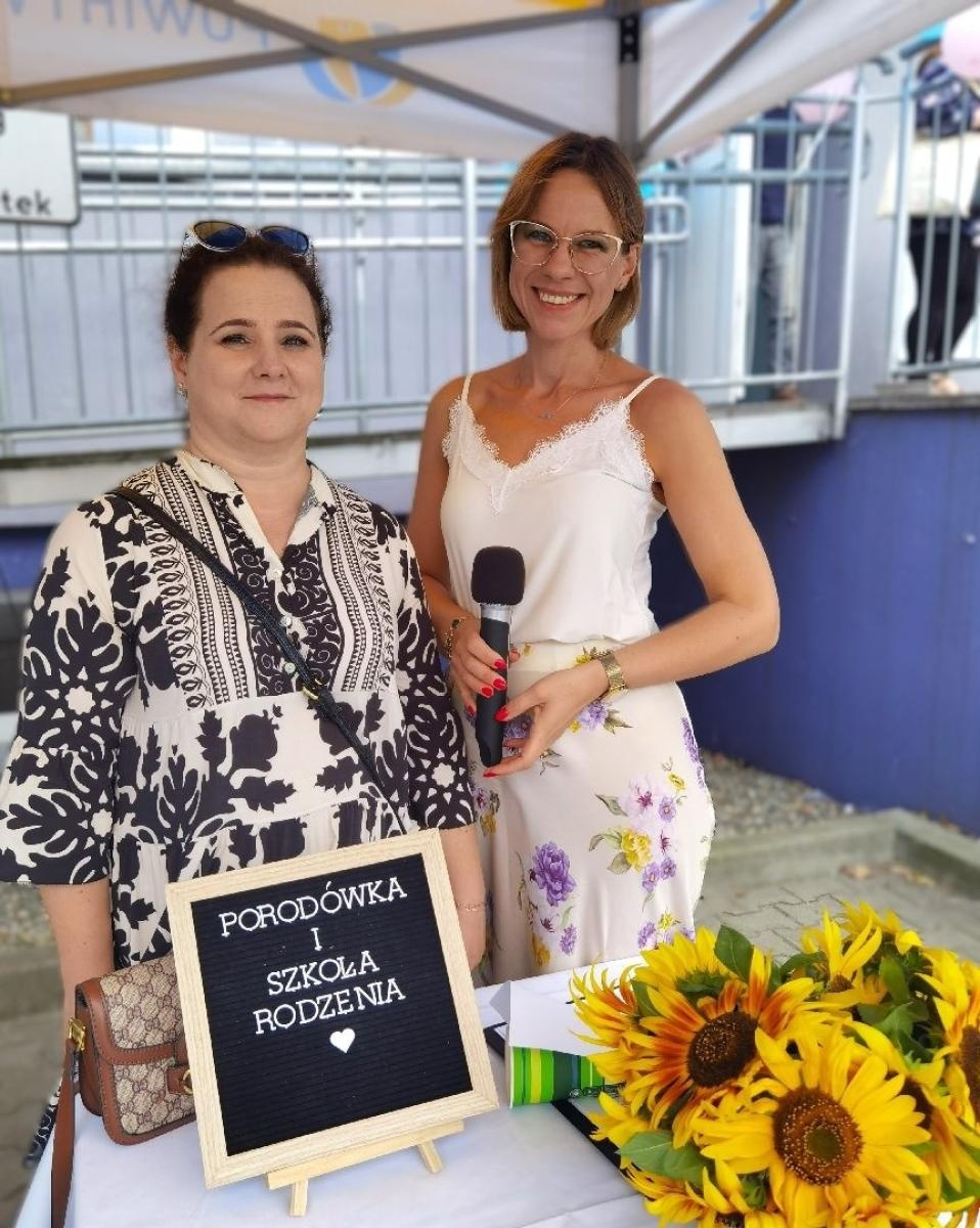 Zdjęcie w galerii na portalu naszwodzislaw.com: Tłumy na dniu otwartym Wodzisławskiej Porodówki [FOTO] wiadomości z regionu