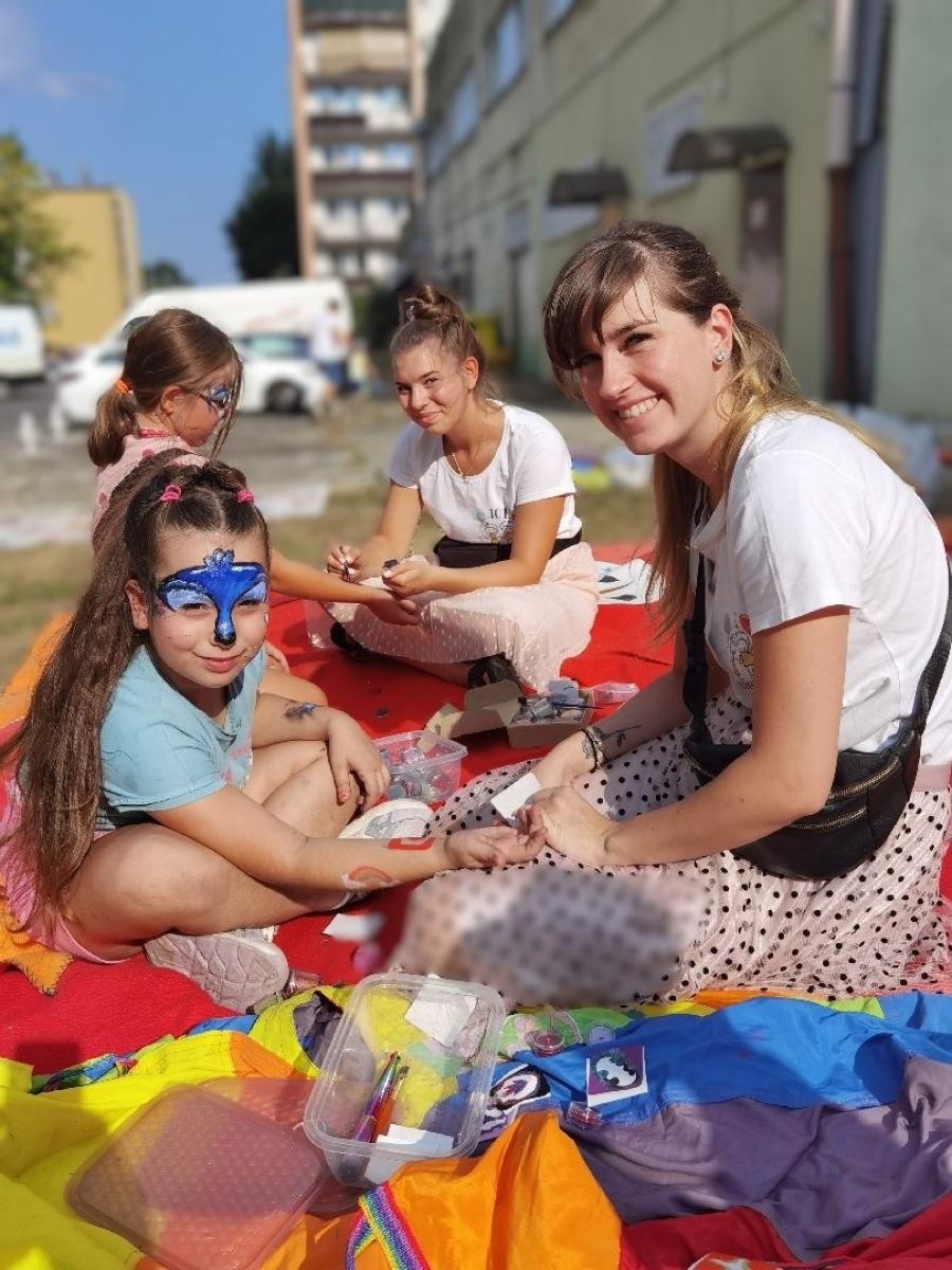 Zdjęcie w galerii na portalu naszwodzislaw.com: Tłumy na dniu otwartym Wodzisławskiej Porodówki [FOTO] wiadomości z regionu