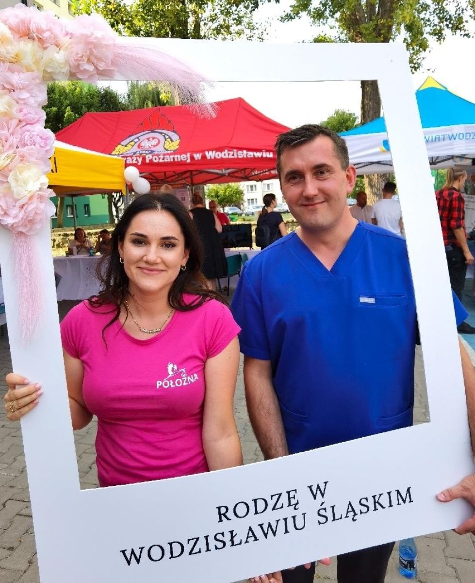 Zdjęcie w galerii na portalu naszwodzislaw.com: Tłumy na dniu otwartym Wodzisławskiej Porodówki [FOTO] wiadomości z regionu