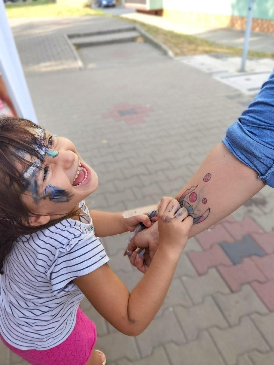 Zdjęcie w galerii na portalu naszwodzislaw.com: Tłumy na dniu otwartym Wodzisławskiej Porodówki [FOTO] wiadomości z regionu