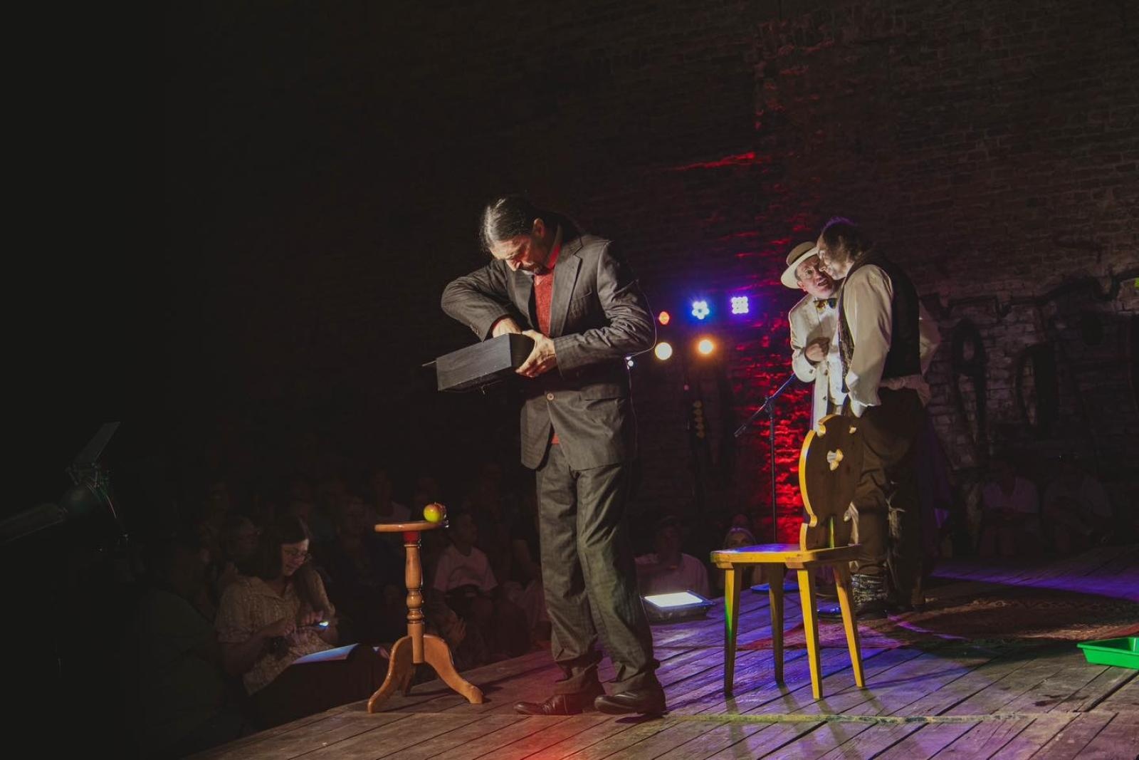 Zdjęcie w galerii na portalu naszwodzislaw.com: Za nami XI Wodzisławska Noc Teatrów [FOTO] wiadomości z regionu