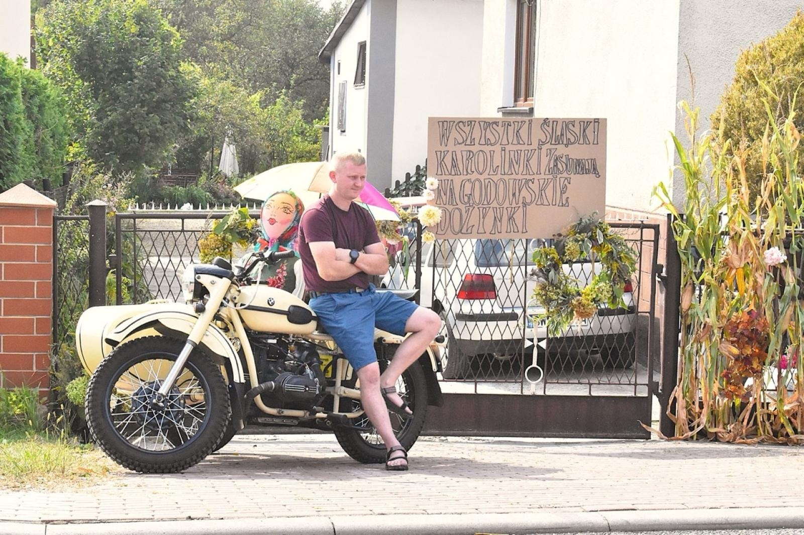 Zdjęcie w galerii na portalu naszwodzislaw.com: Godów pięknie podziękował za tegoroczne plony wiadomości z regionu