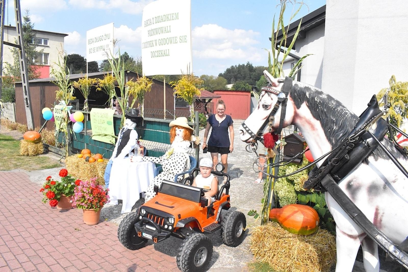 Zdjęcie w galerii na portalu naszwodzislaw.com: Godów pięknie podziękował za tegoroczne plony wiadomości z regionu