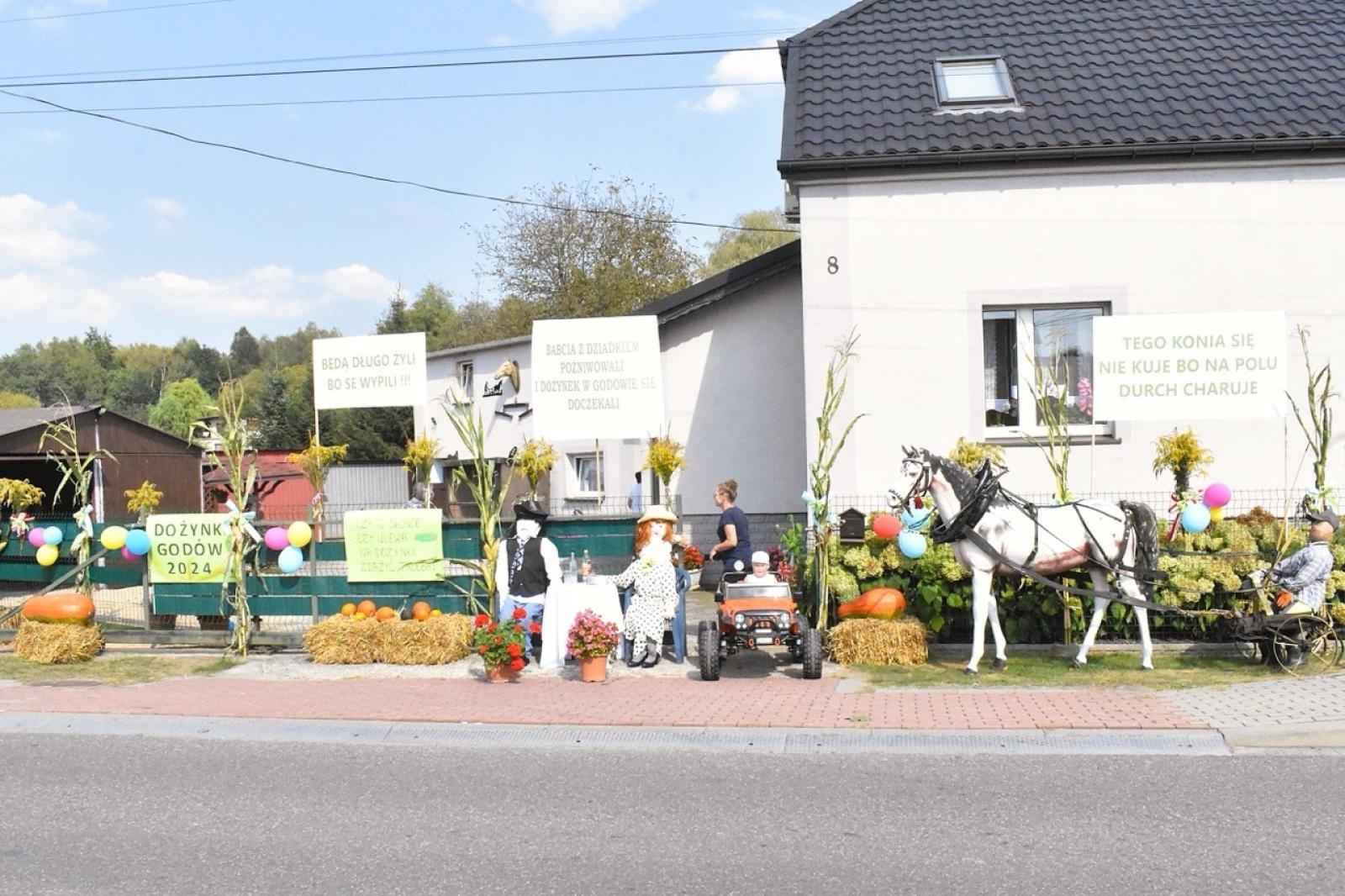 Zdjęcie w galerii na portalu naszwodzislaw.com: Godów pięknie podziękował za tegoroczne plony wiadomości z regionu