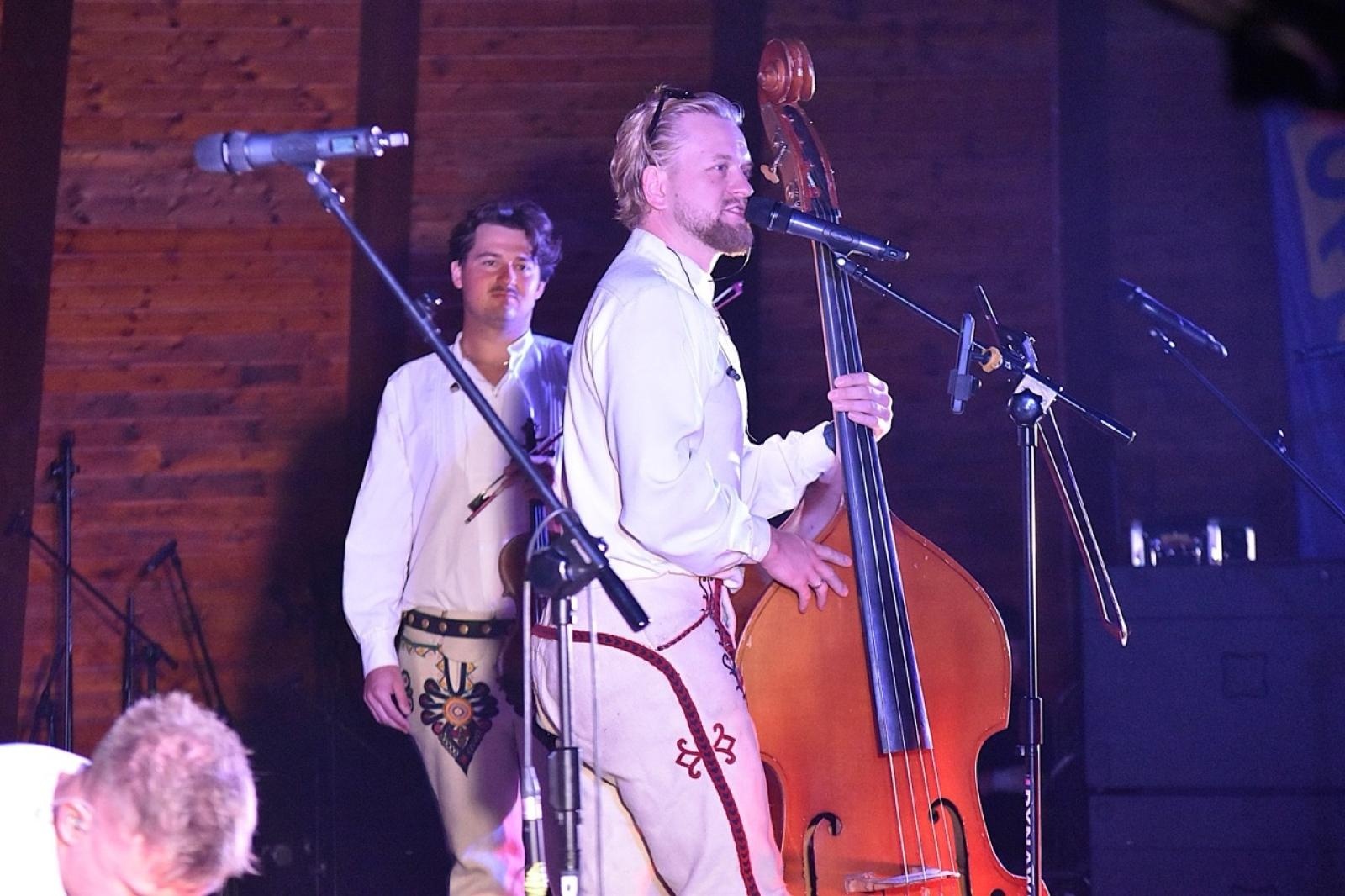 Zdjęcie w galerii na portalu naszwodzislaw.com: Godów pięknie podziękował za tegoroczne plony wiadomości z regionu