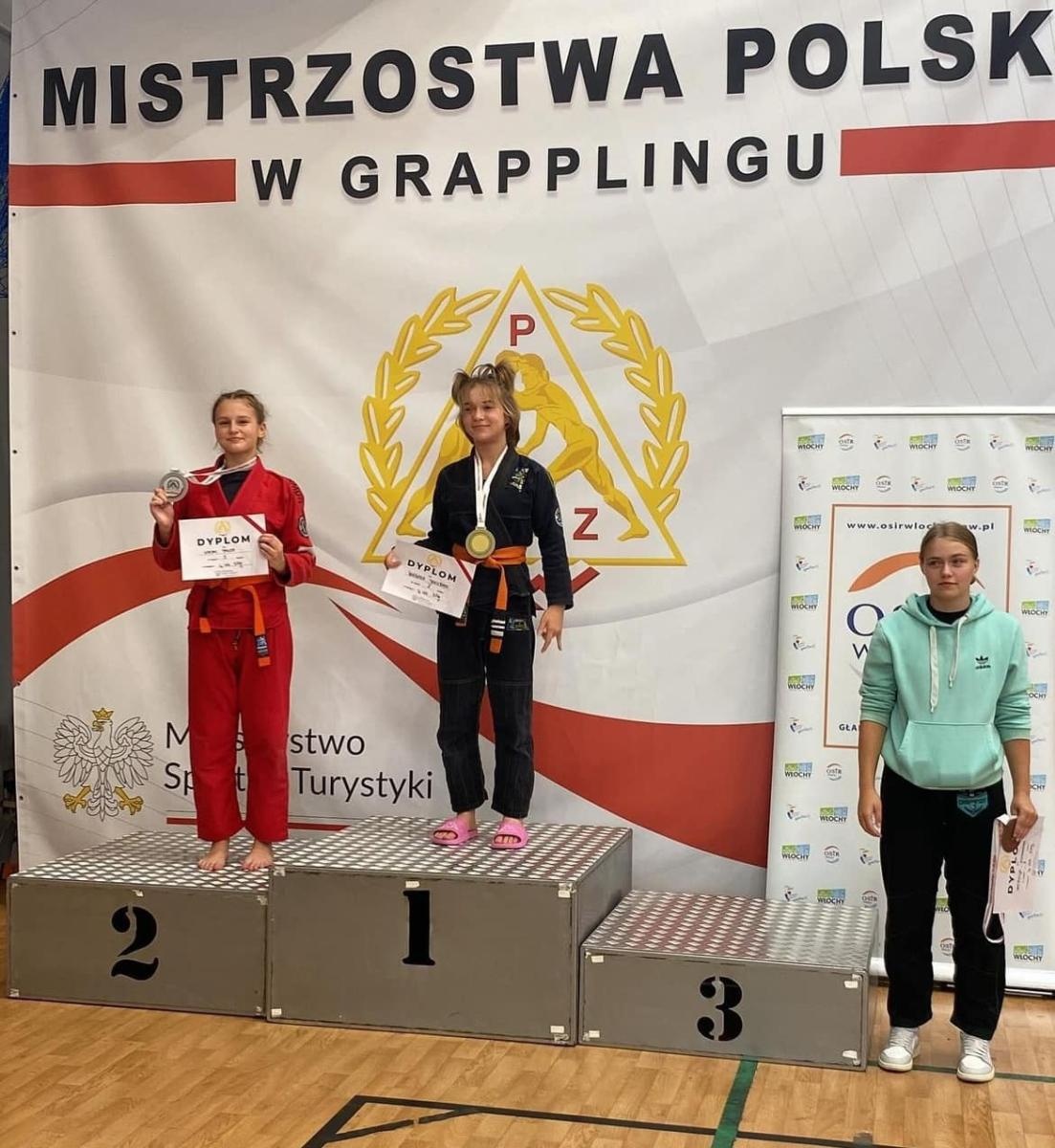 Zdjęcie w galerii na portalu naszwodzislaw.com: Zawodnicy Akademii Top Team na mistrzostwach Polski w Warszawie wiadomości z regionu