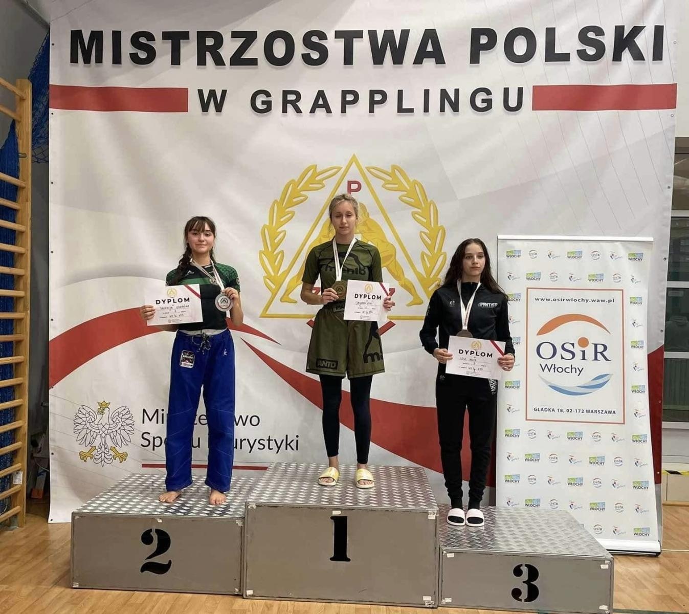 Zdjęcie w galerii na portalu naszwodzislaw.com: Zawodnicy Akademii Top Team na mistrzostwach Polski w Warszawie wiadomości z regionu